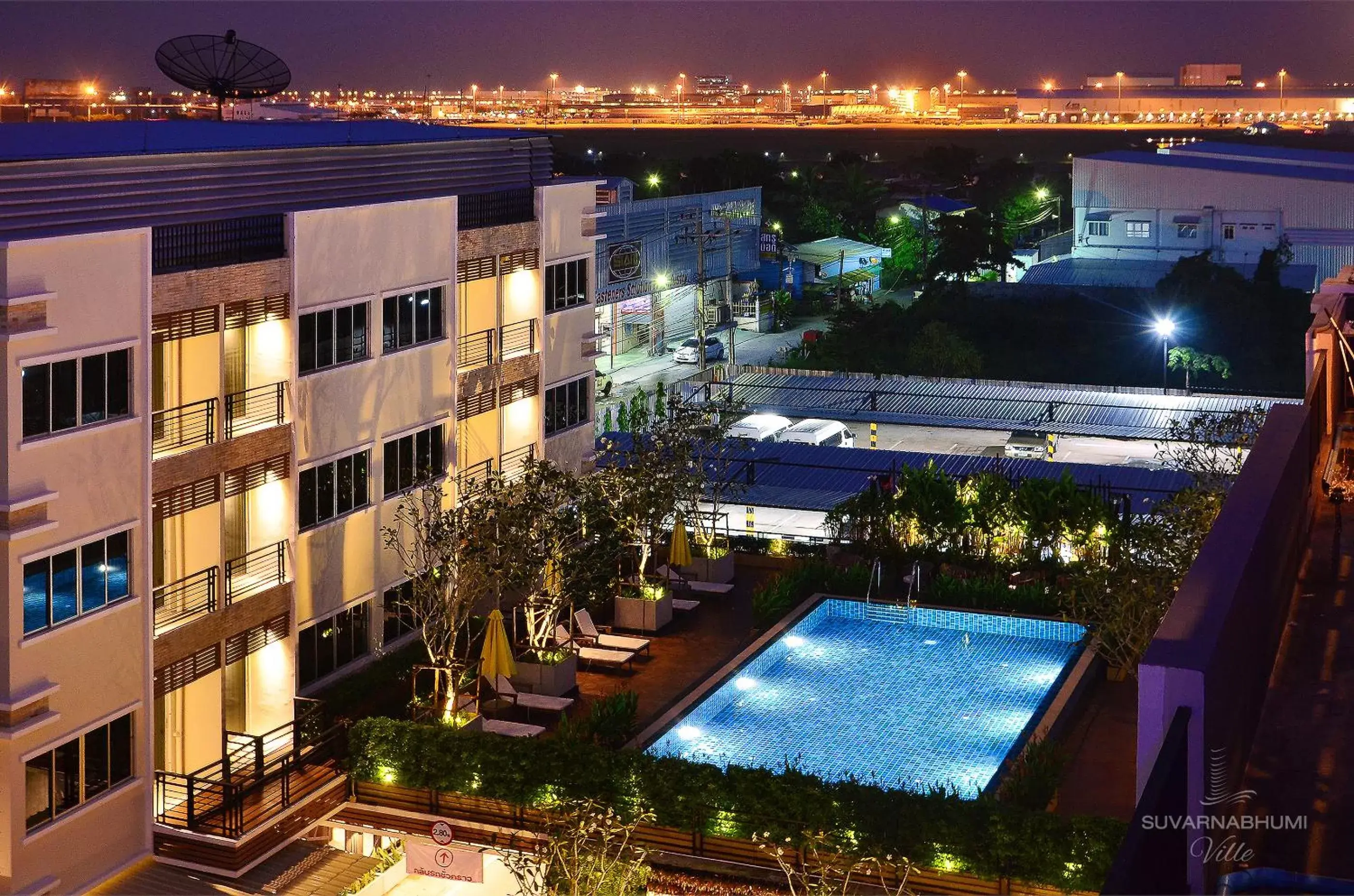 Property building, Pool View in Suvarnabhumi Ville Airport Hotel