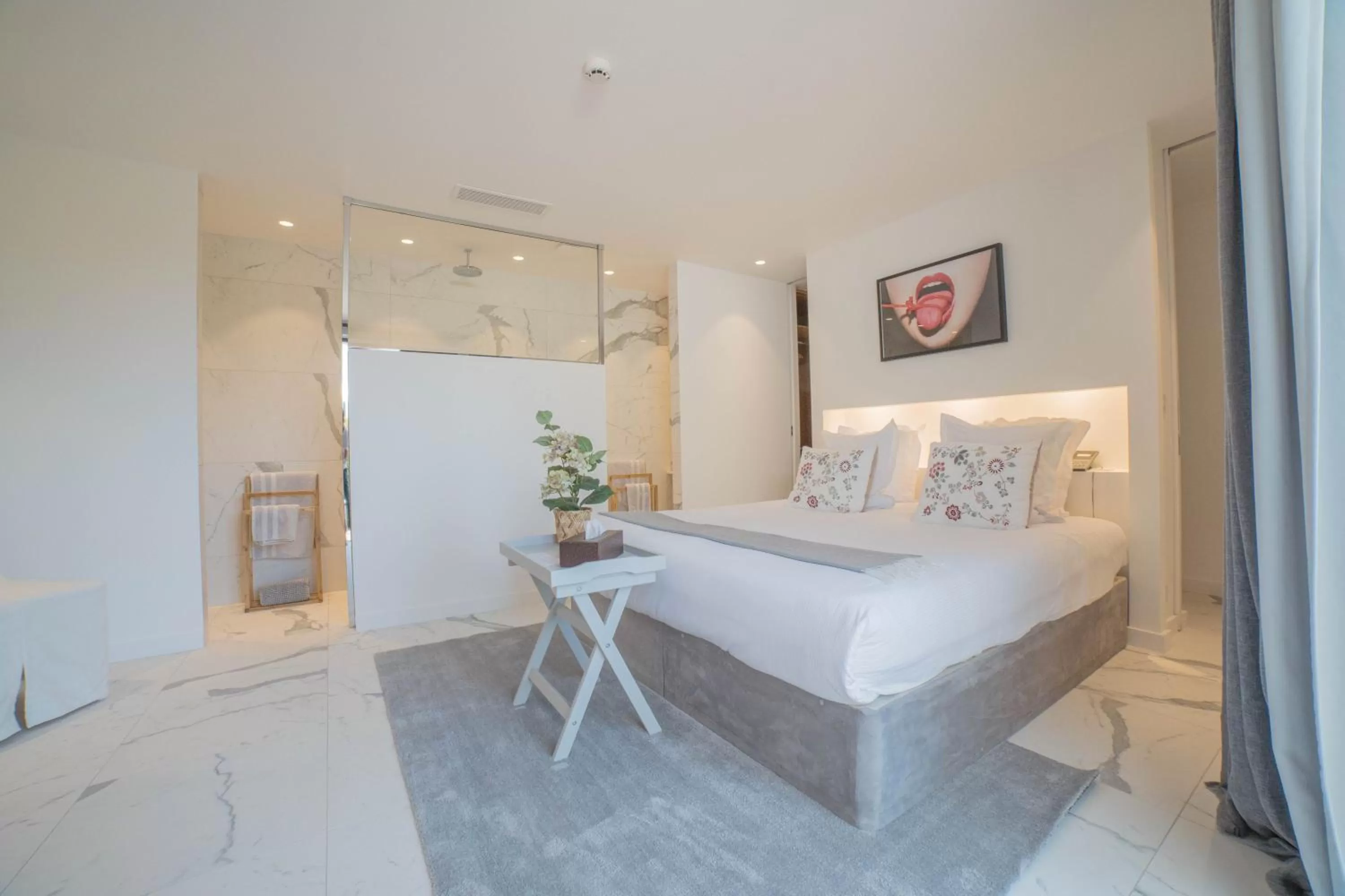 Bed in Hotel le Mandala