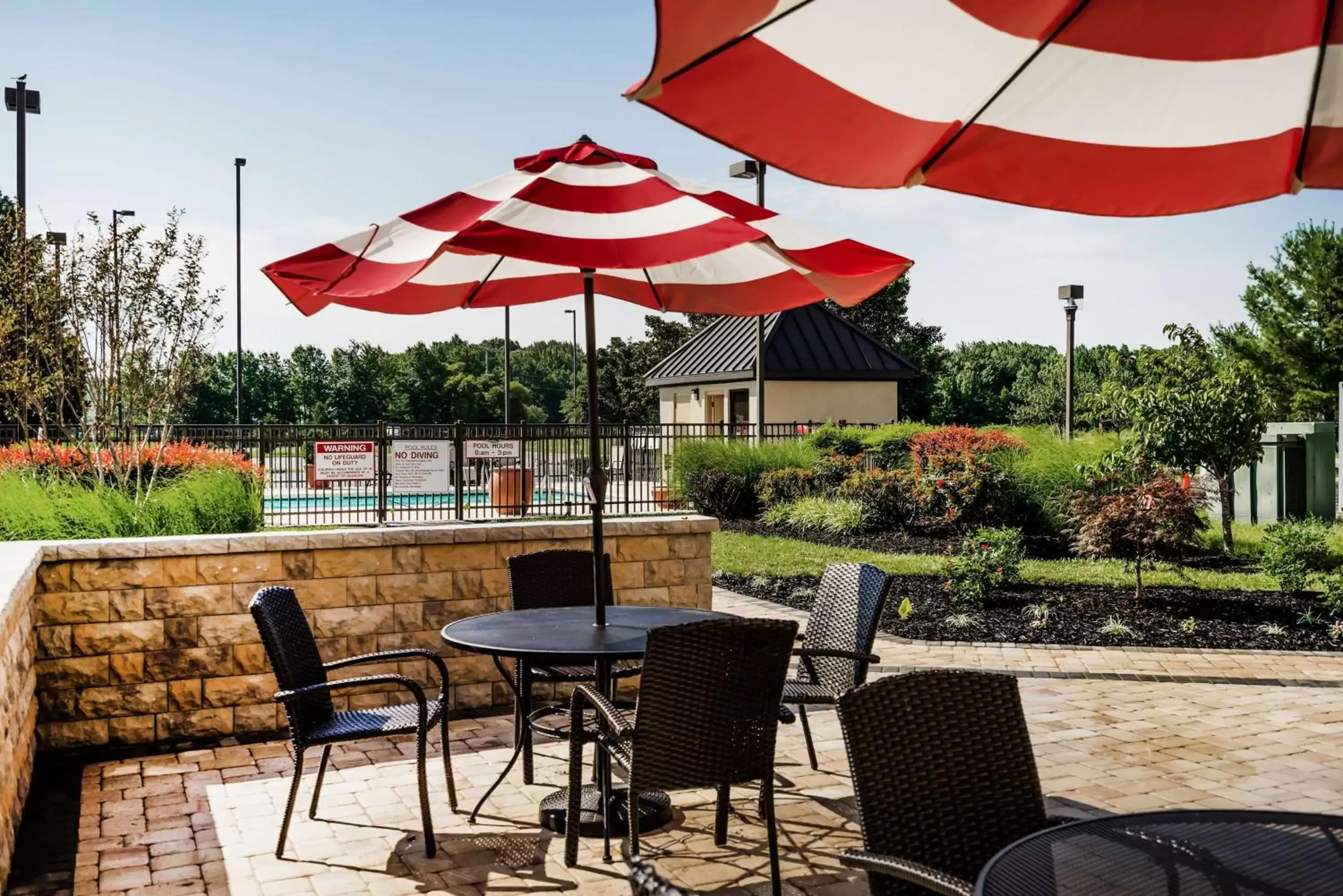 Patio in Hampton Inn Dover