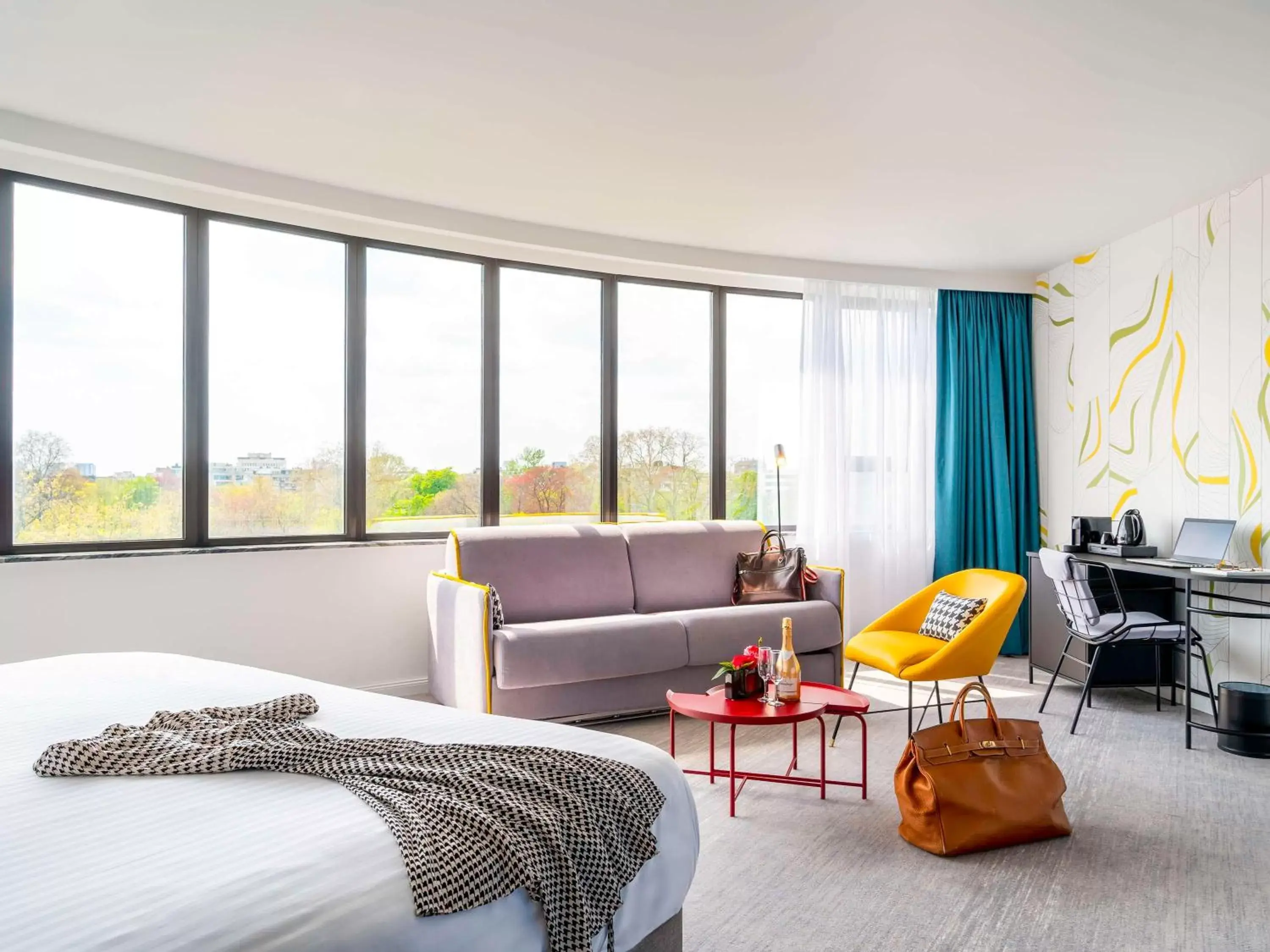 Bedroom, Seating Area in Mercure Antwerp City Centre