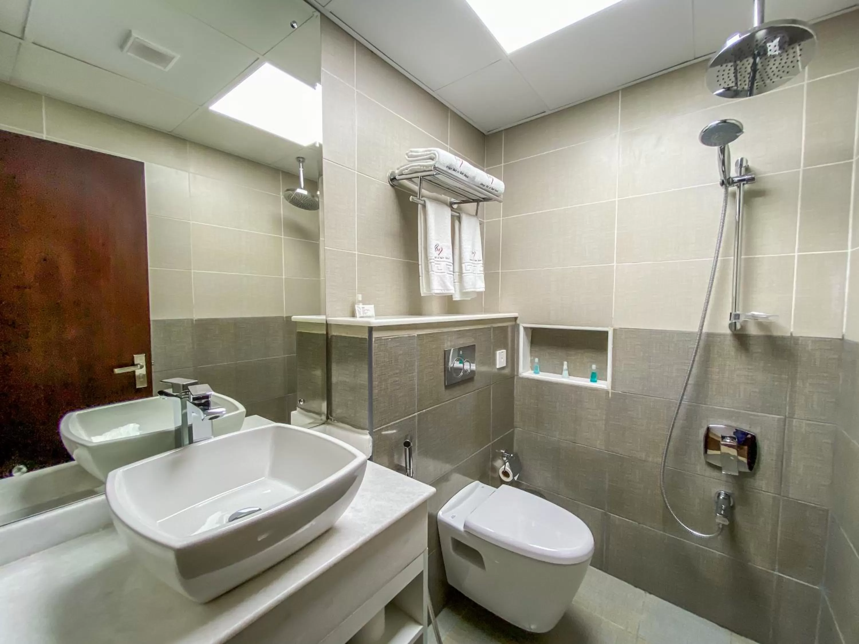 Bathroom in Mirage Bab Al Bahr