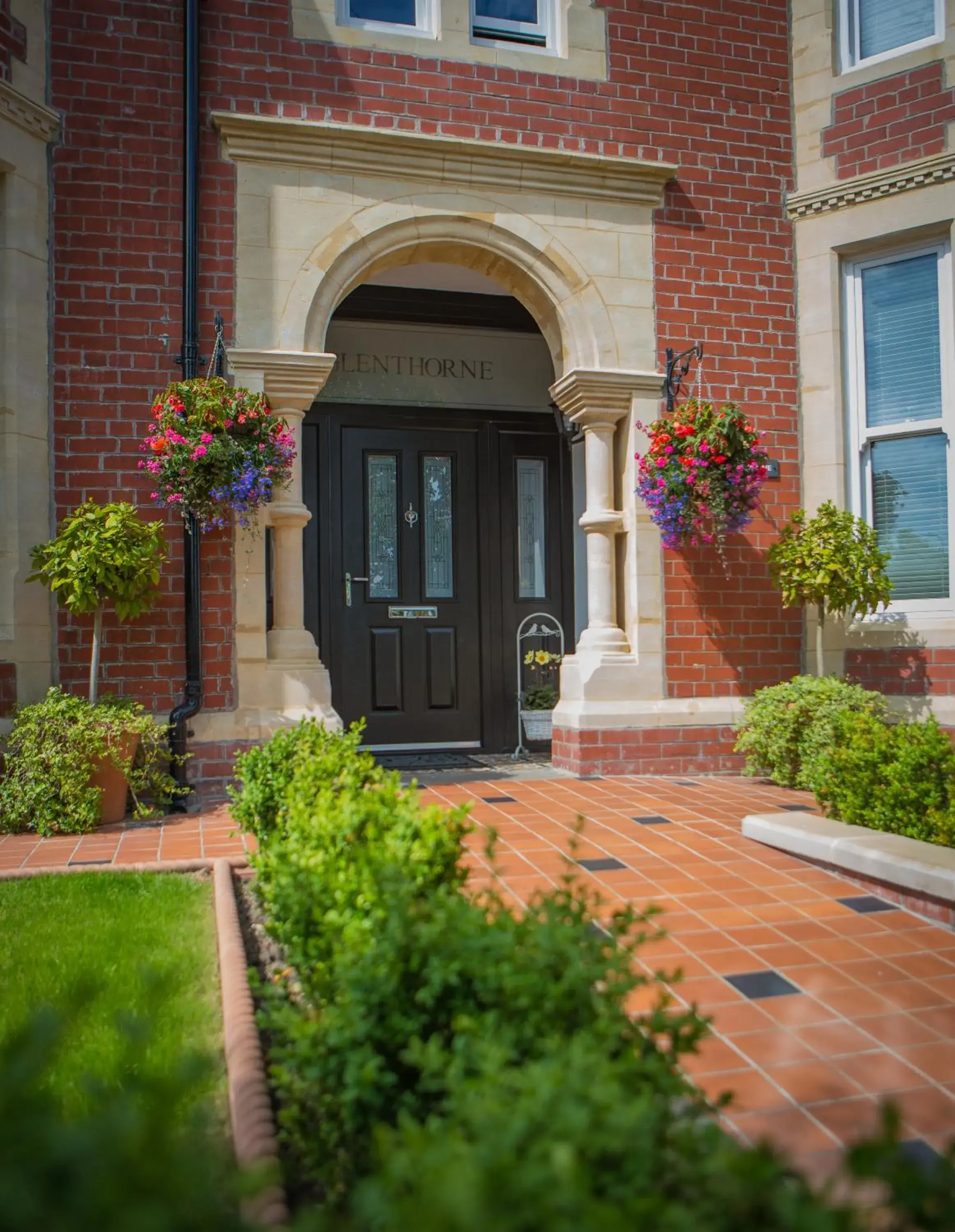 Facade/entrance in Studios At Glenthorne Facade/entrance in Studios At Glenthorne