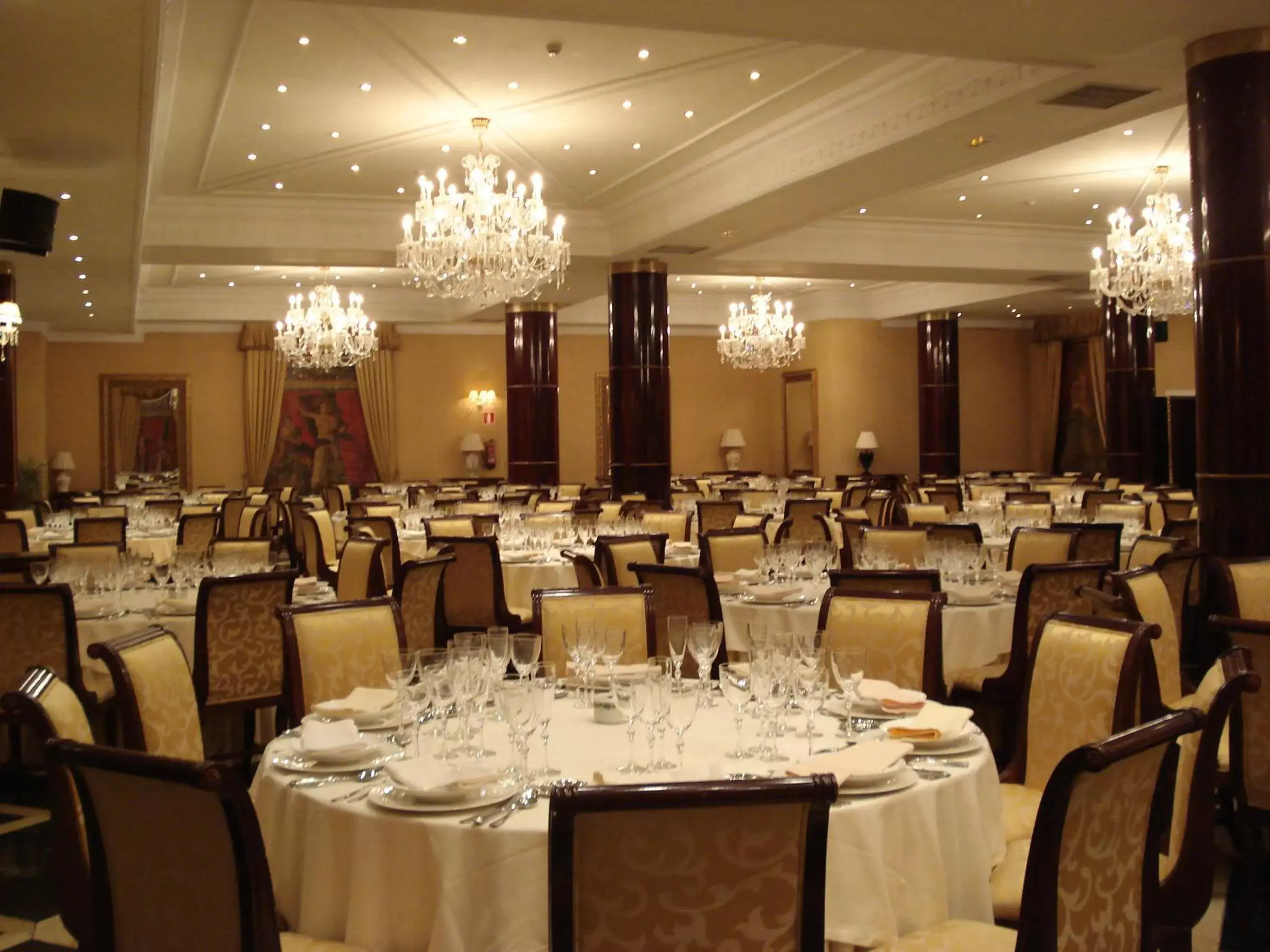 Banquet/Function facilities, Restaurant/Places to Eat in Hotel Alameda Palace