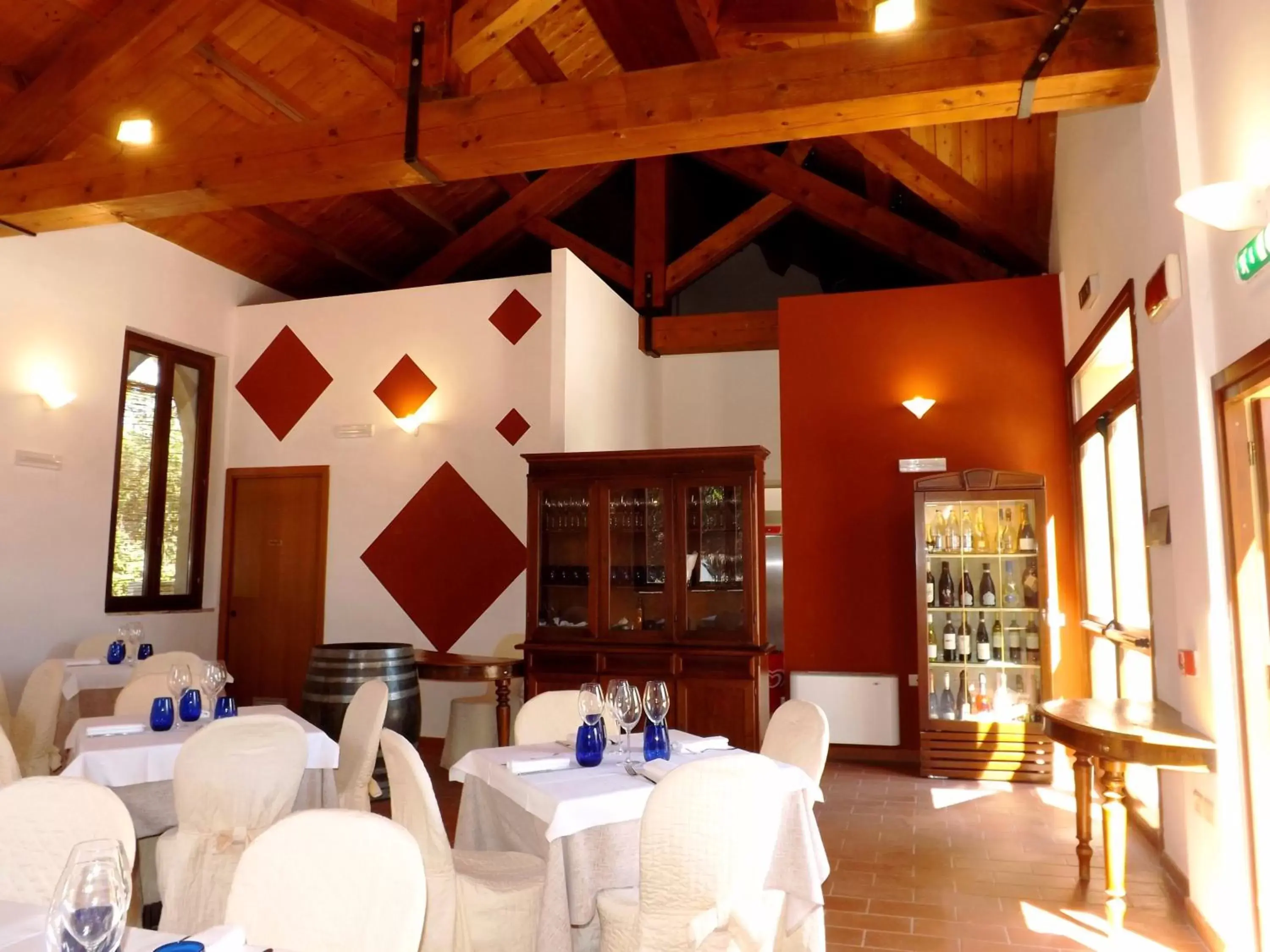 Decorative detail, Restaurant/Places to Eat in Tenuta Villa Colle Sereno
