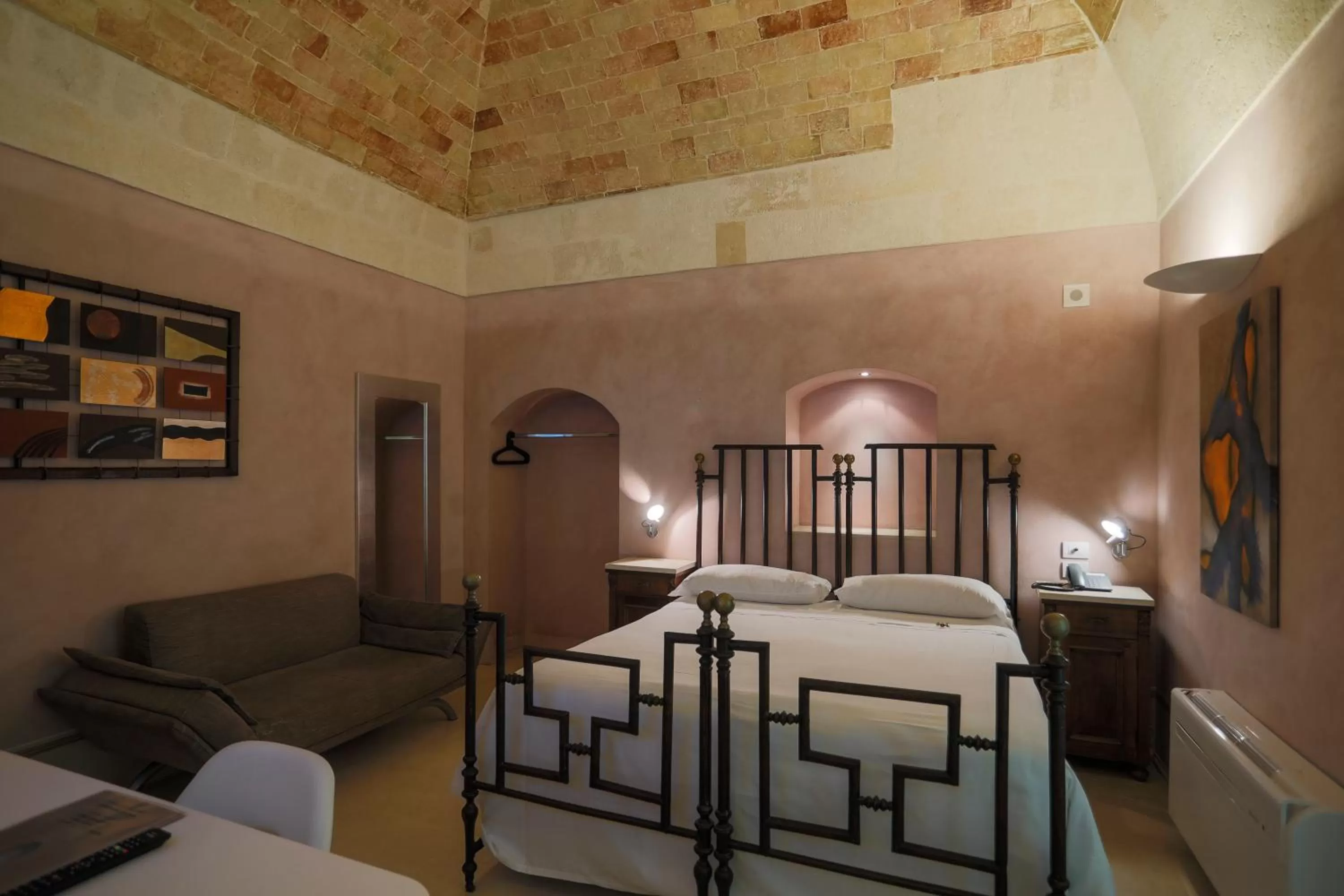 Bed in Hotel Casino Ridola