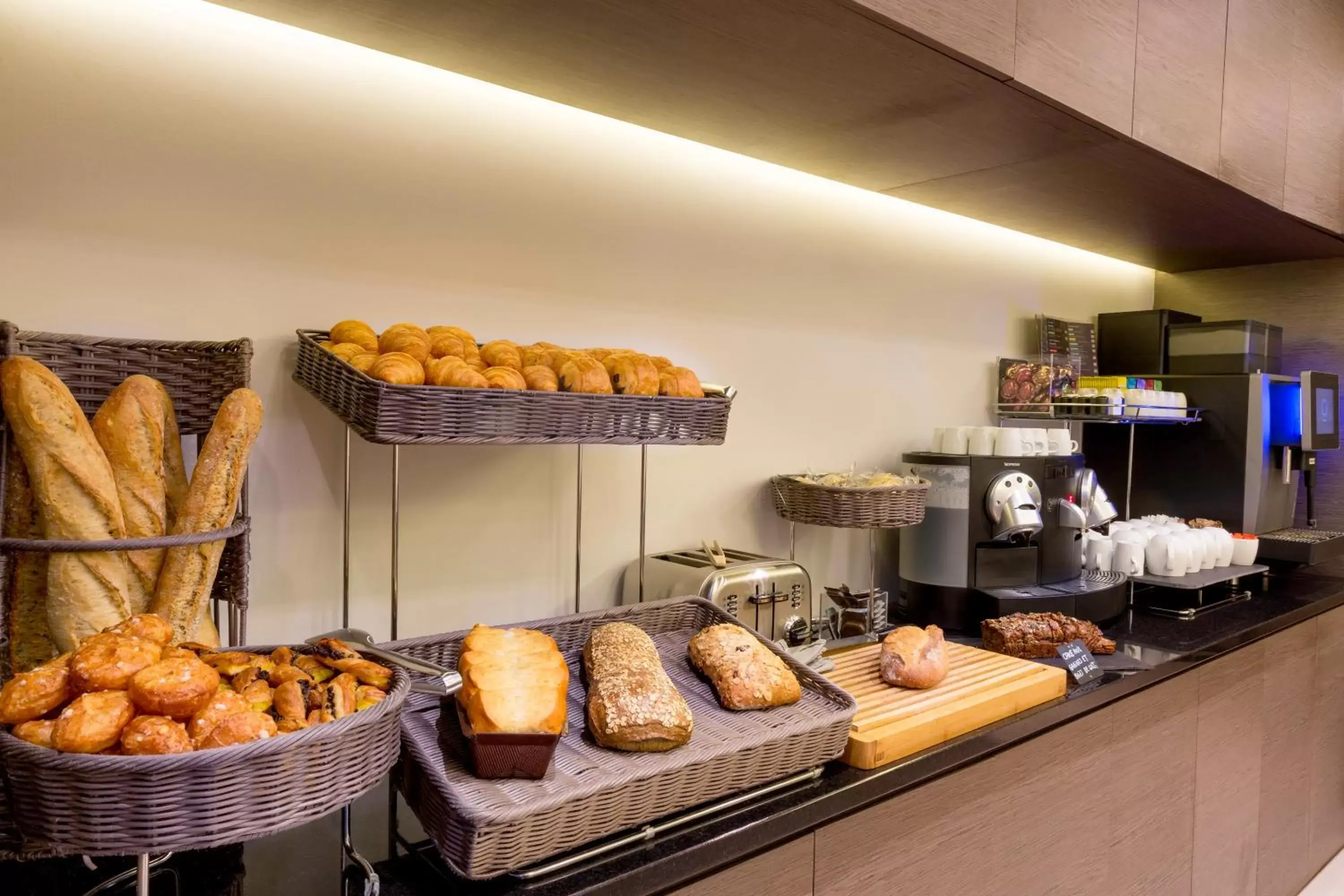 Buffet breakfast, Food in BW Premier Collection Le Saint Antoine Hotel et Spa