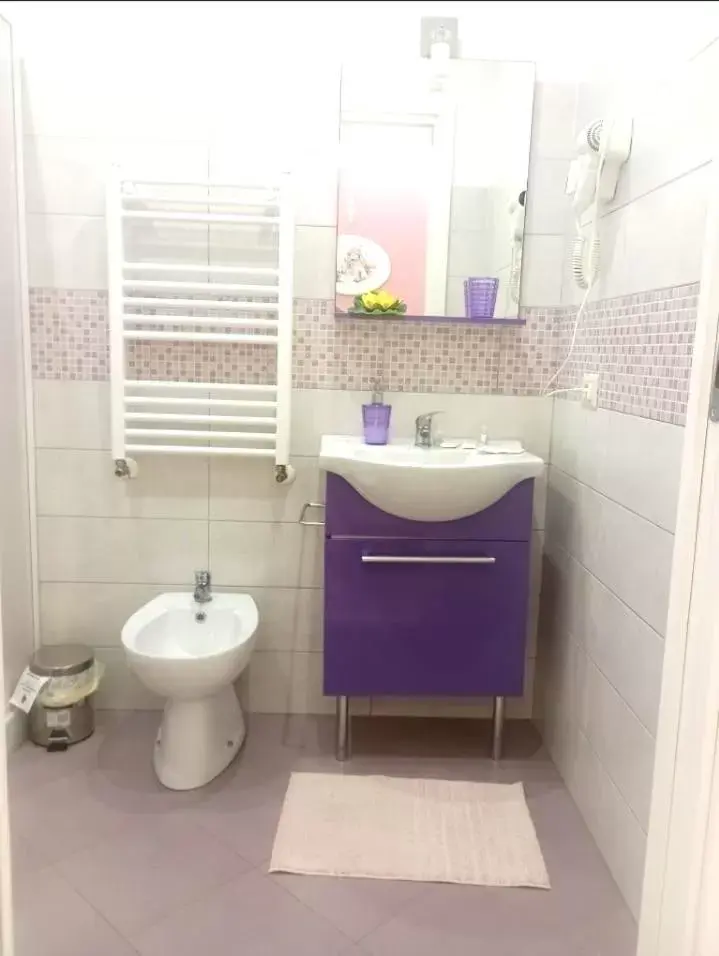 Bathroom in Villa longardi