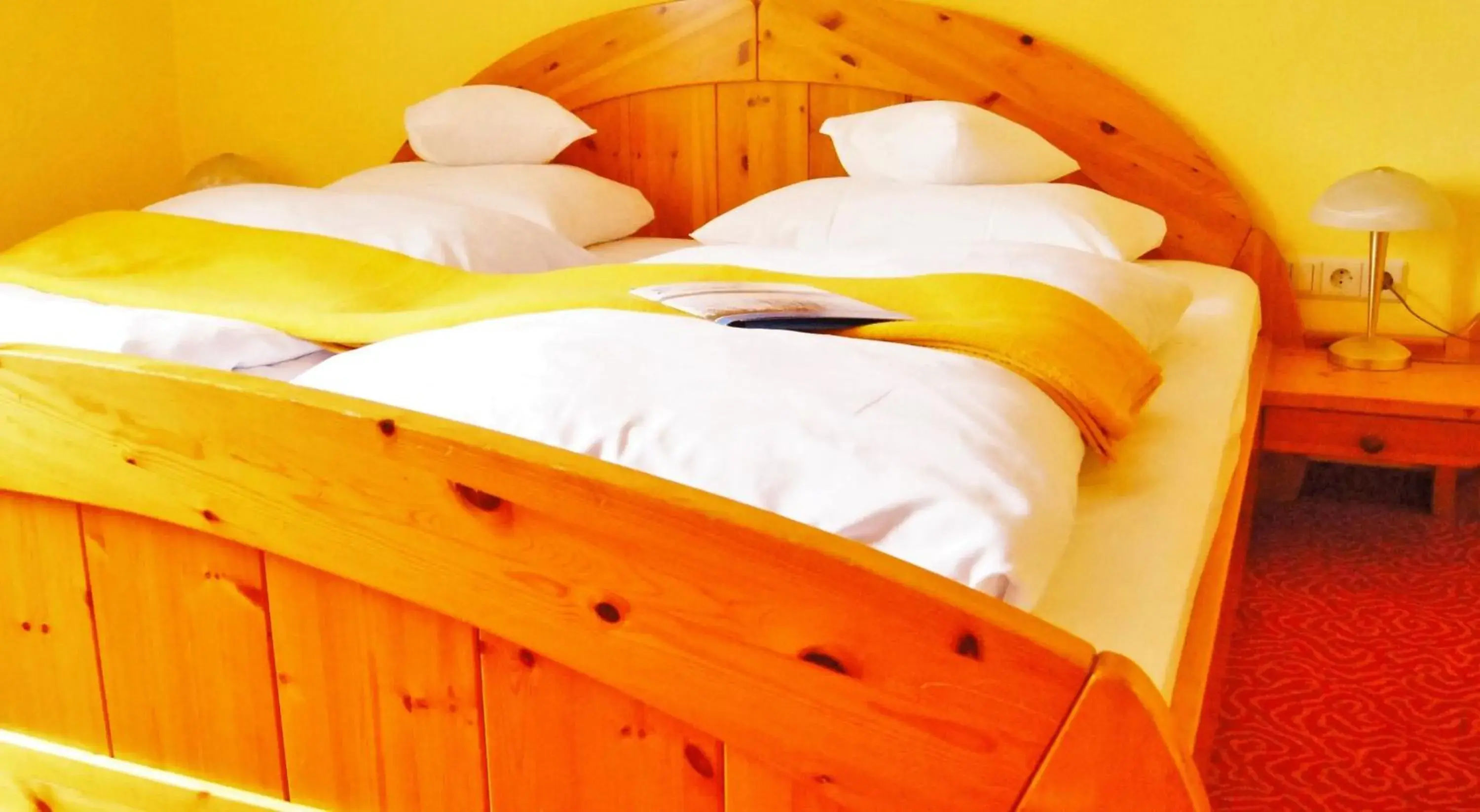 Bedroom, Bed in Hotel Gasthof Kreuz
