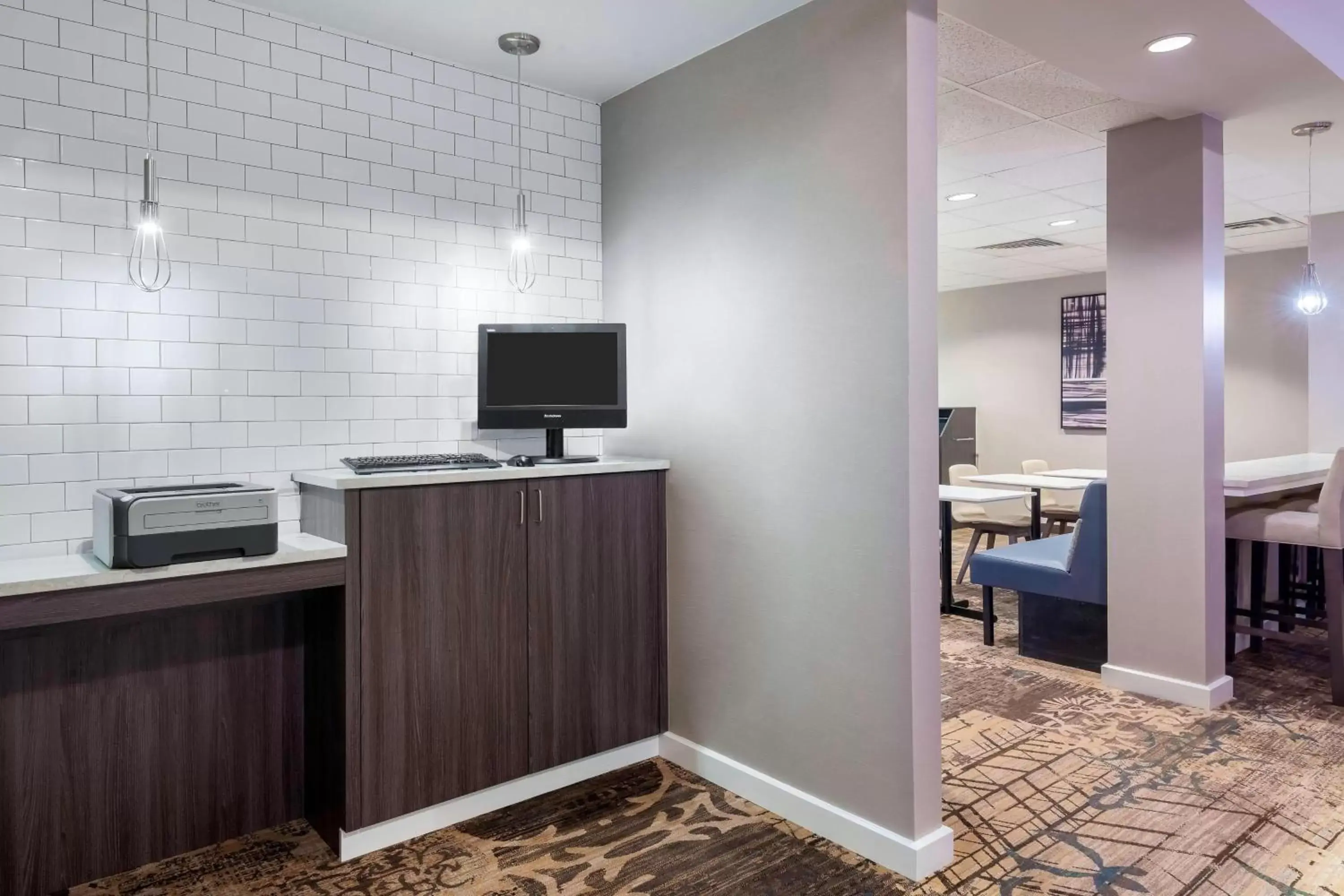 Business facilities, TV/Entertainment Center in Residence Inn Tampa Sabal Park/Brandon