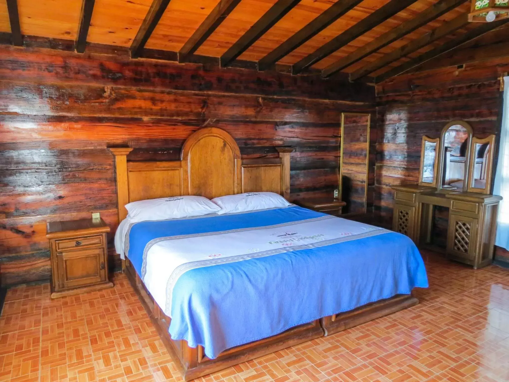 Bed in Cabañas Yunuén by Rotamundos