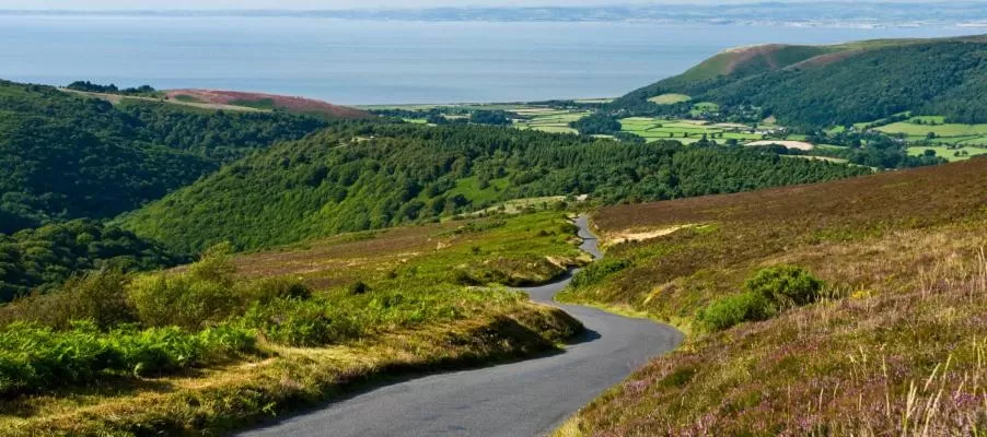 Stones Hotel and Bar