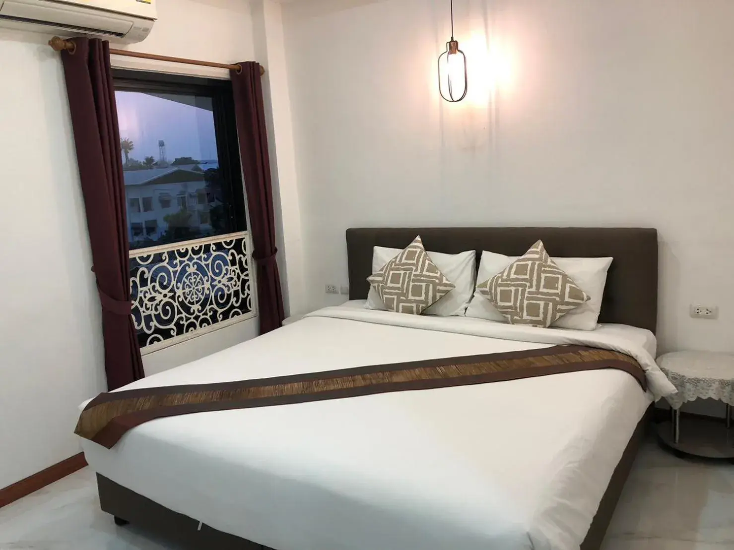 Bed in Gusto House (SHA Extra Plus)