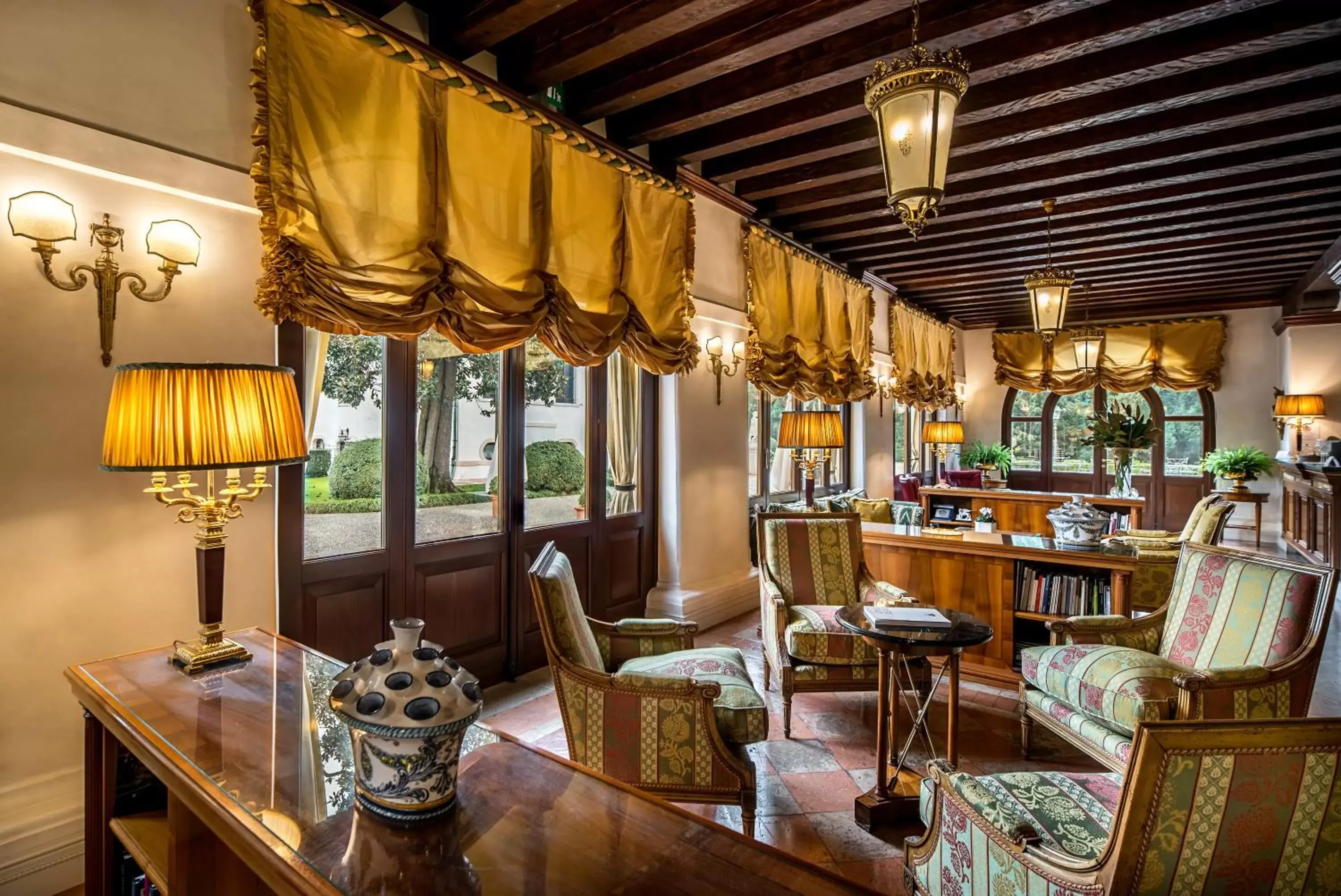 Lobby or reception, Restaurant/Places to Eat in Relais et Châteaux Hotel Villa Franceschi