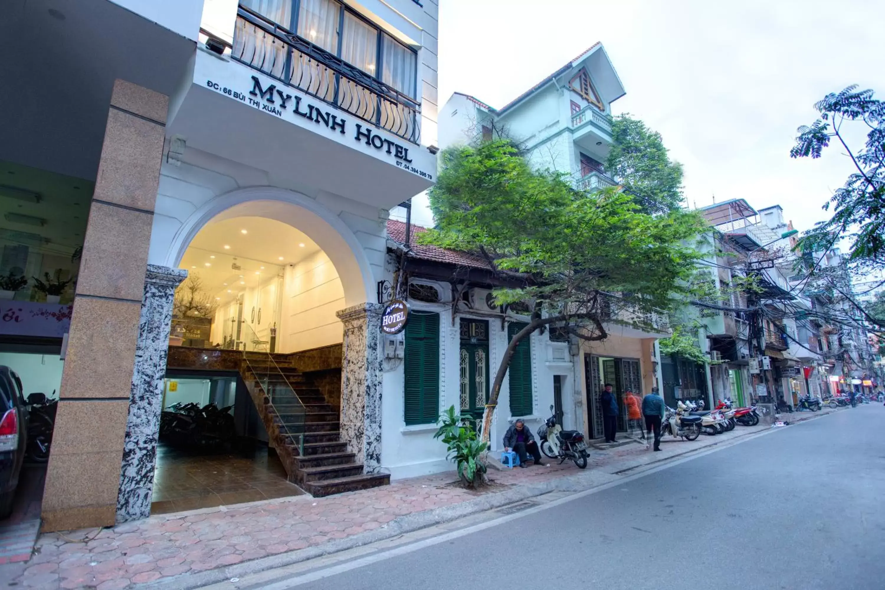 Facade/entrance in My Linh Hotel