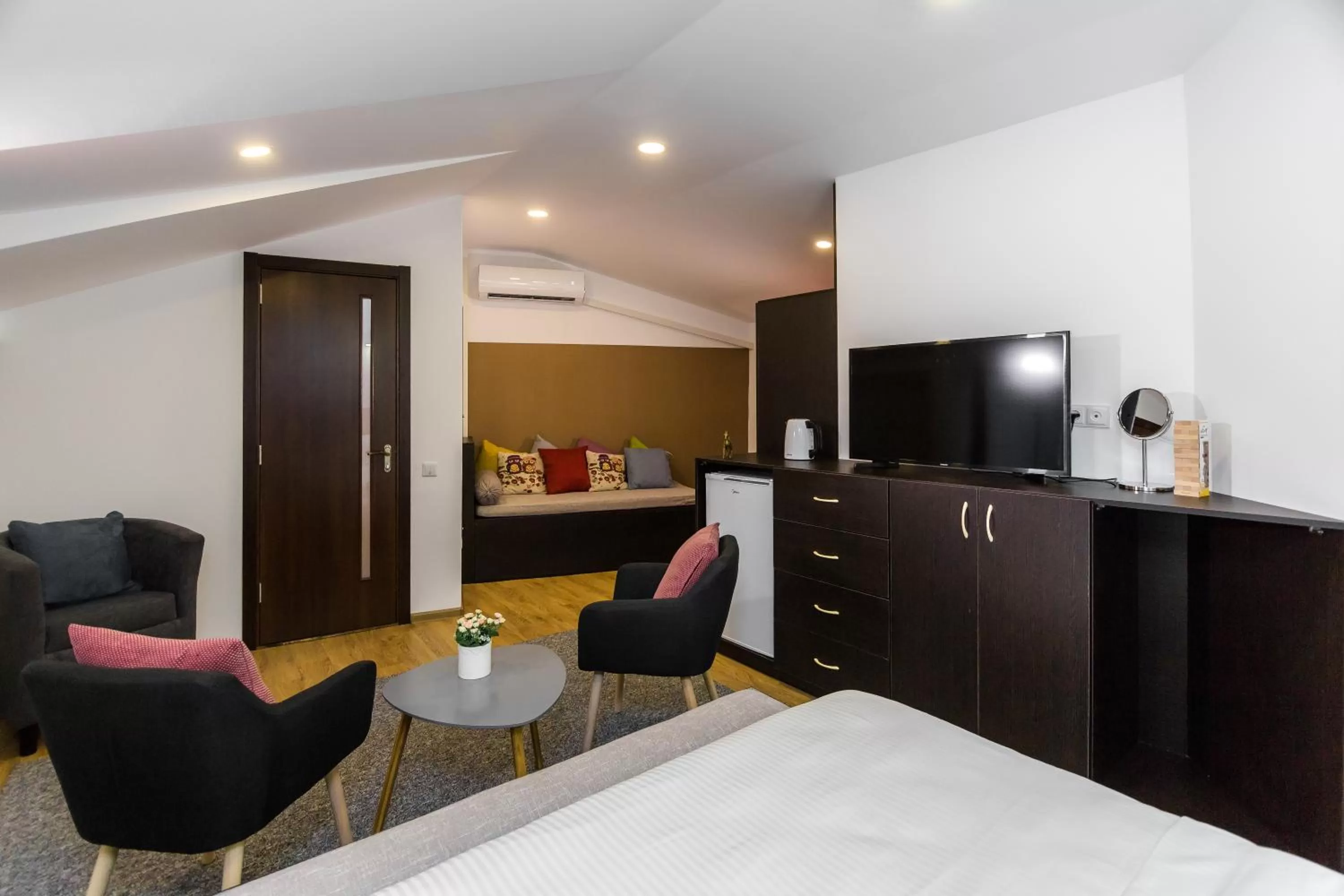 TV and multimedia, Bed in VovaDoma