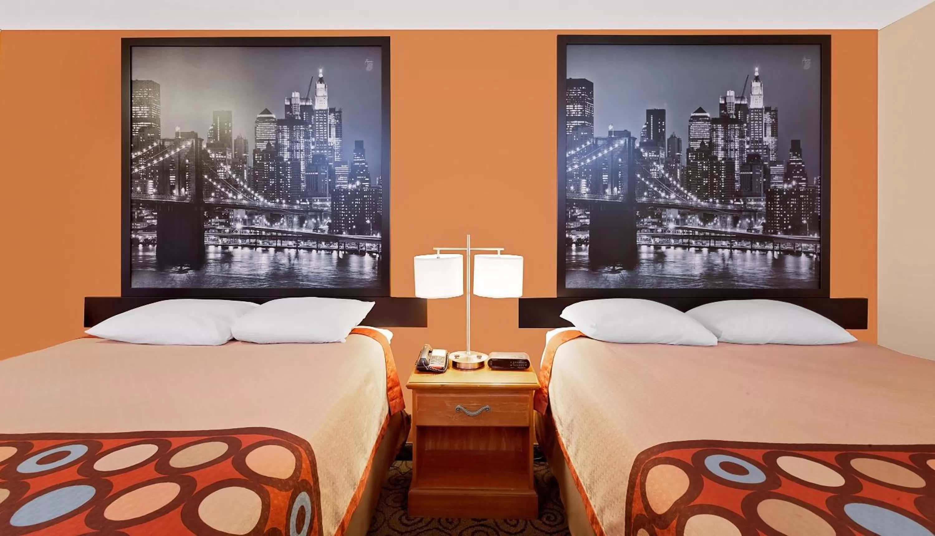 Bed in Super 8 by Wyndham Siloam Springs