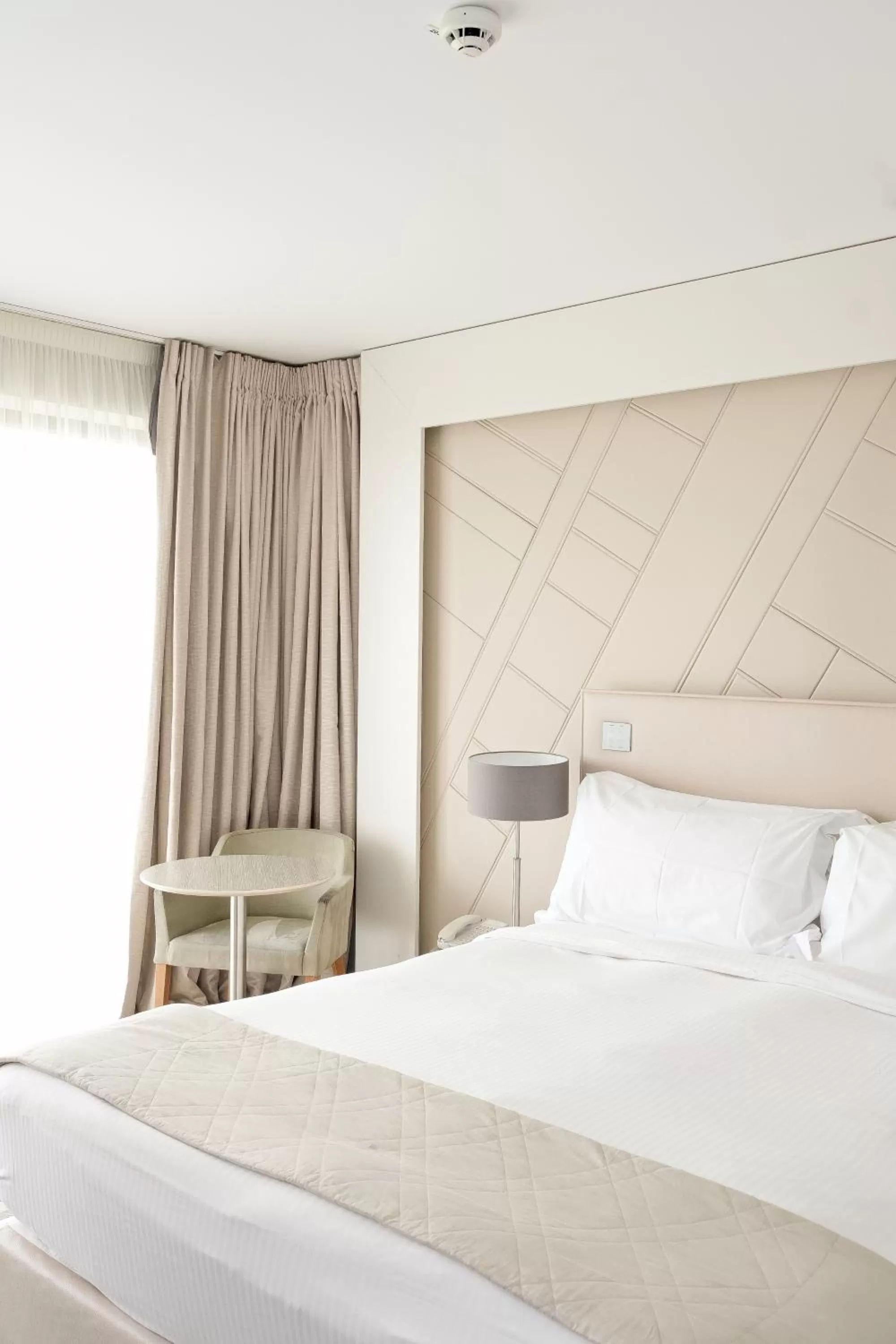 Bedroom, Bed in Thalazur Cabourg - Hôtel & Spa