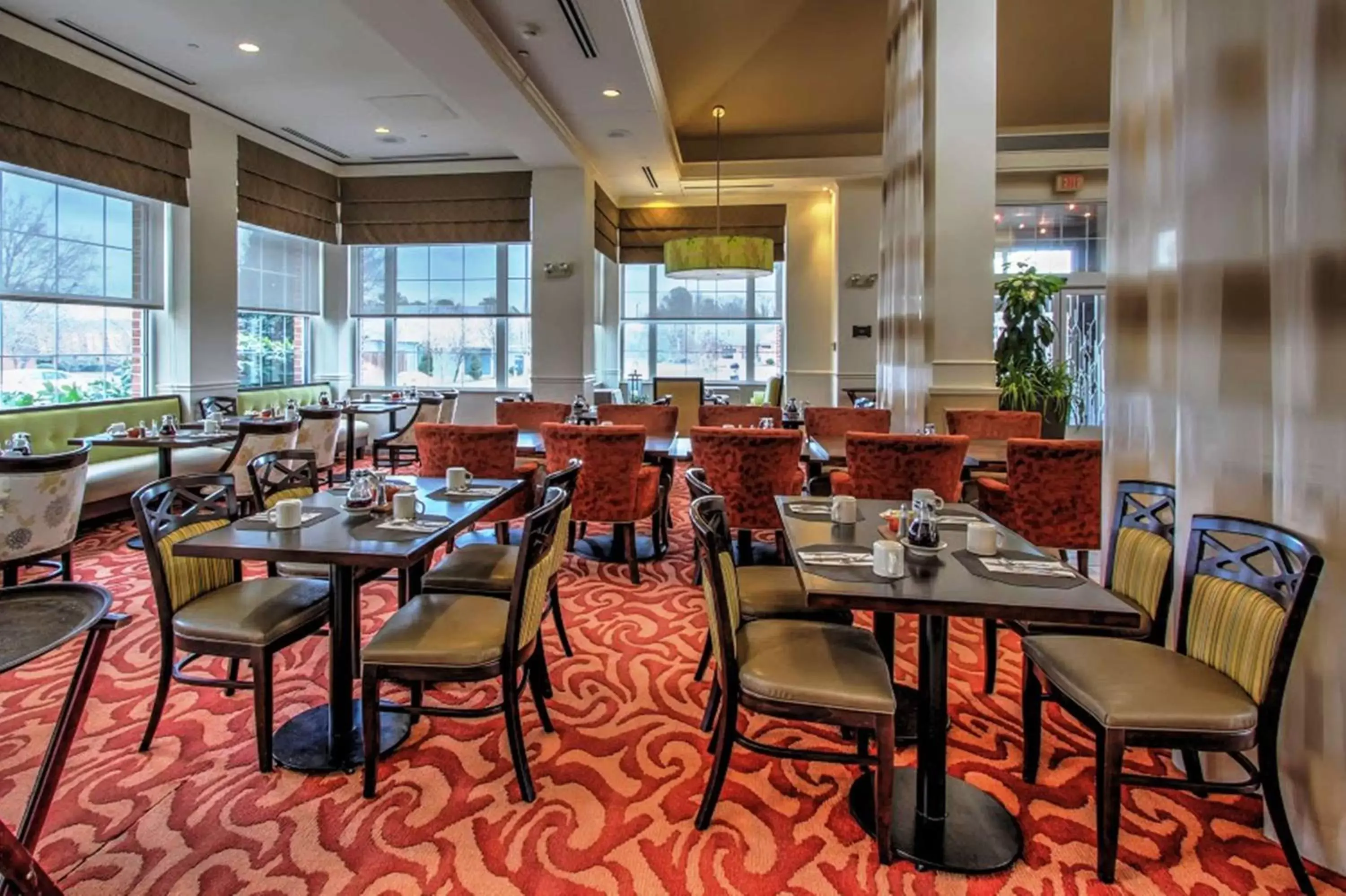 Dining area, Restaurant/Places to Eat in Hilton Garden Inn Williamsburg
