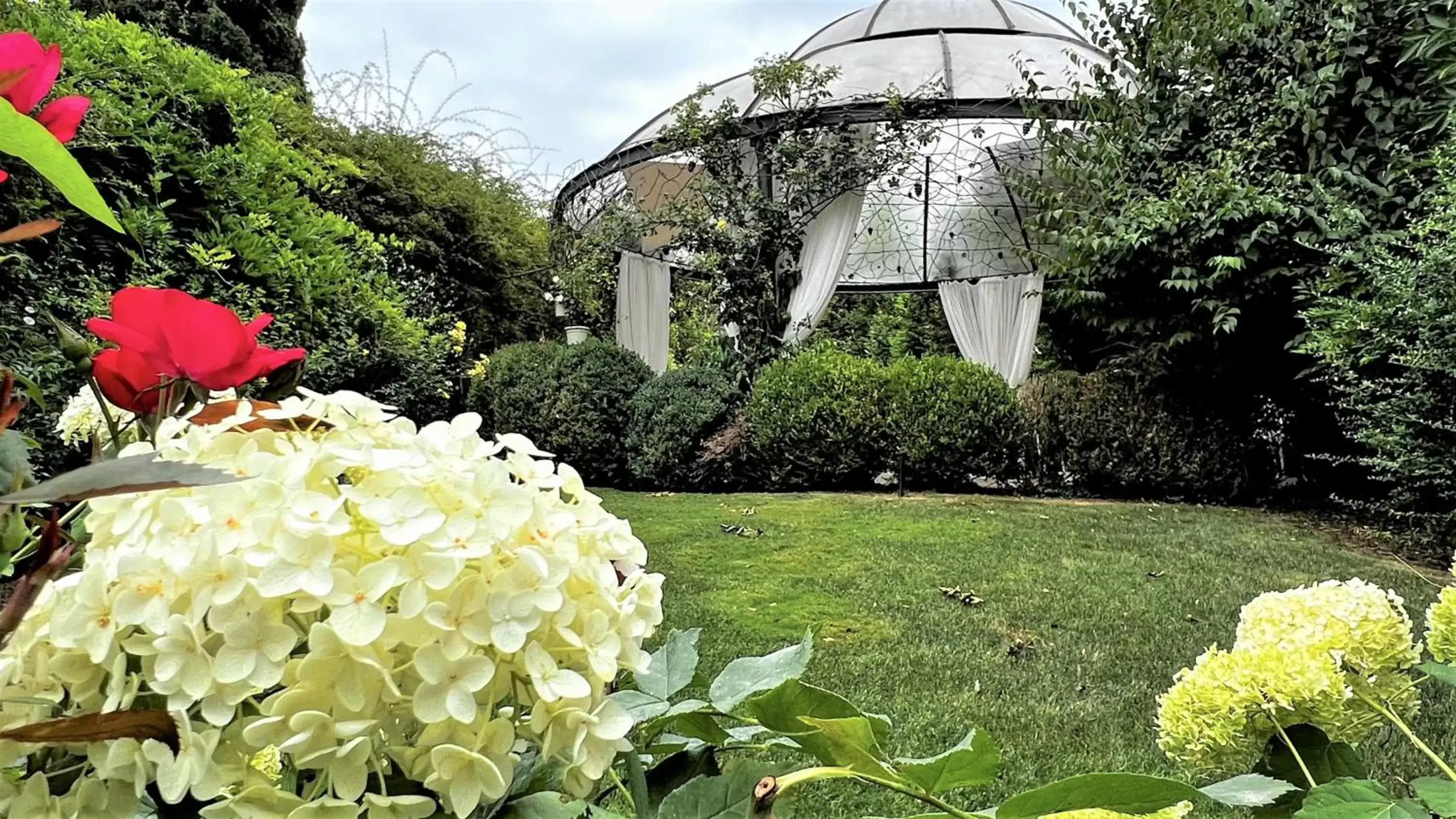 Garden in Byblos Art Hotel Villa Amistà