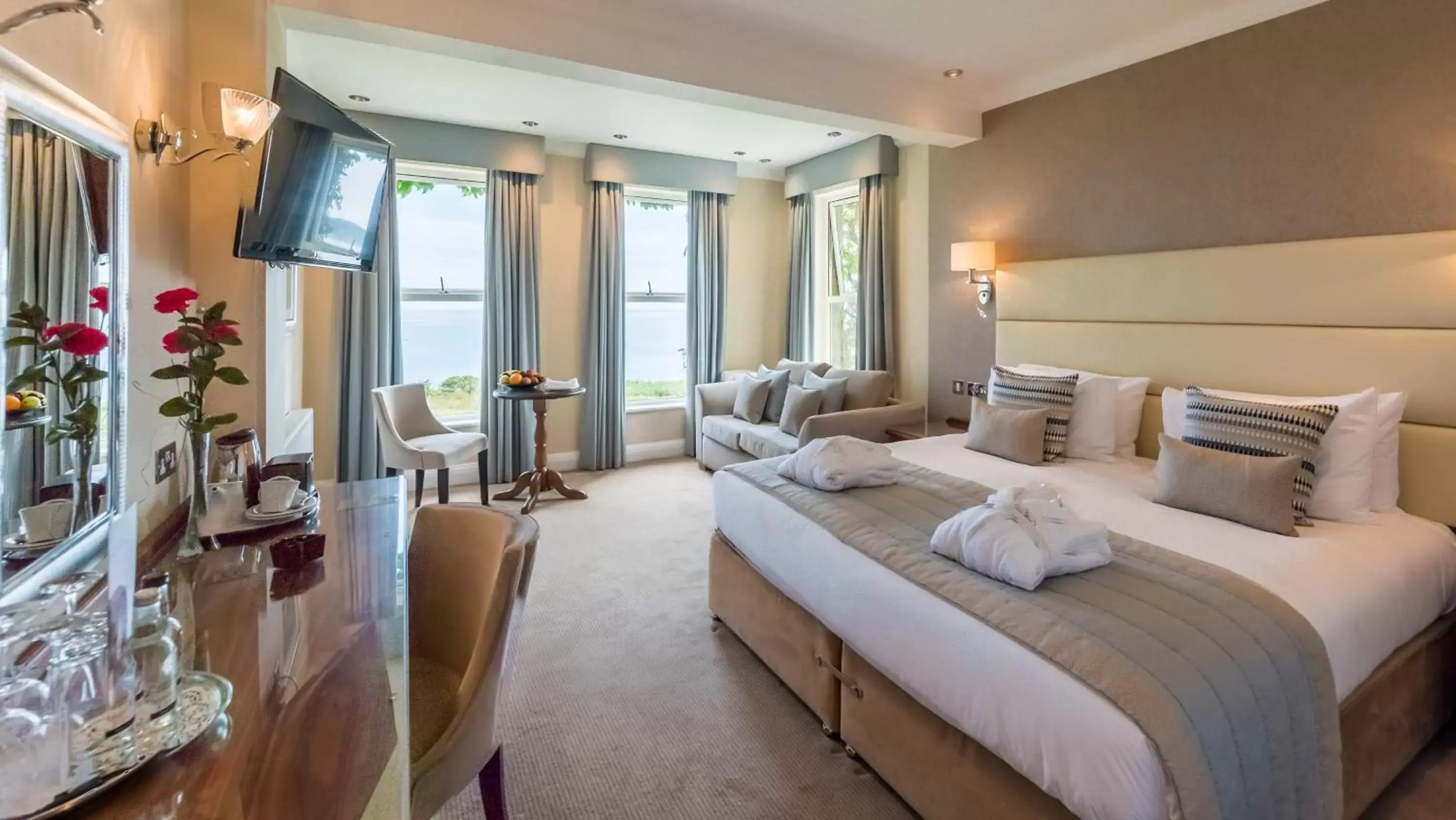 Photo of the whole room, Bed in The Carlyon Bay Hotel and Spa Photo of the whole room, Bed in The Carlyon Bay Hotel and Spa