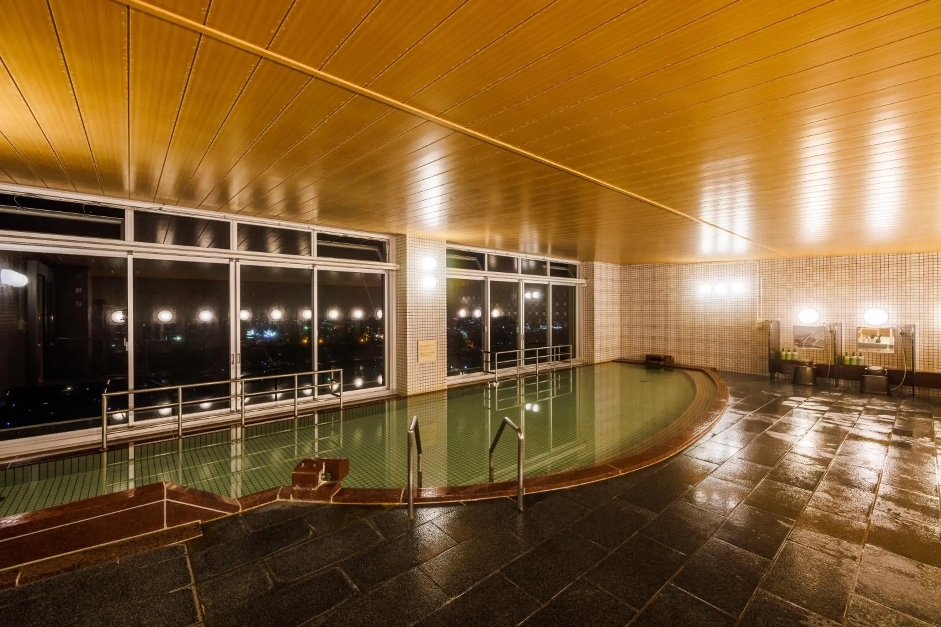 Hot Spring Bath, Bathroom in Kanpo no Yado Yaizu