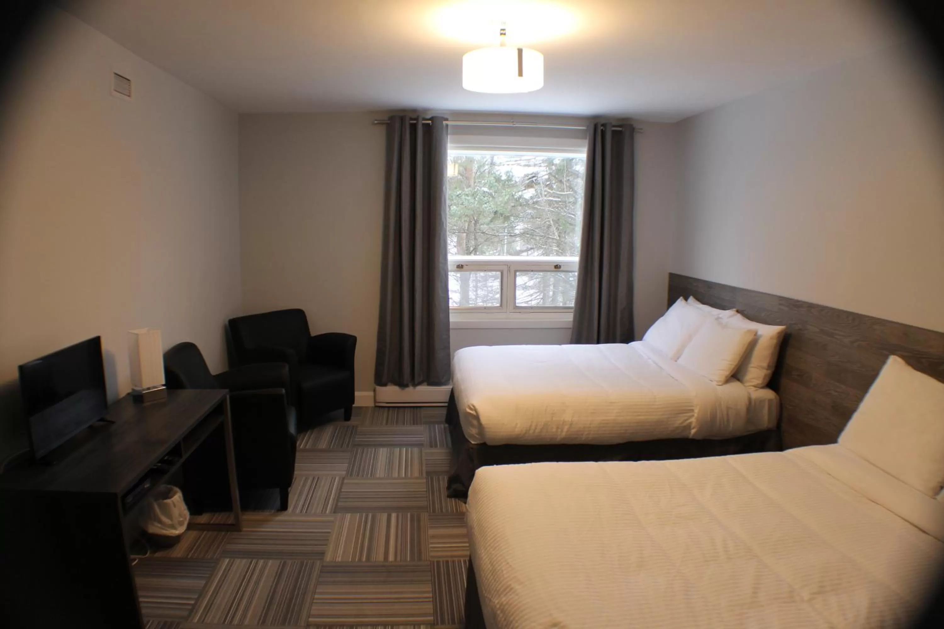 Bed in Auberge Valcartier - Par Aneyro