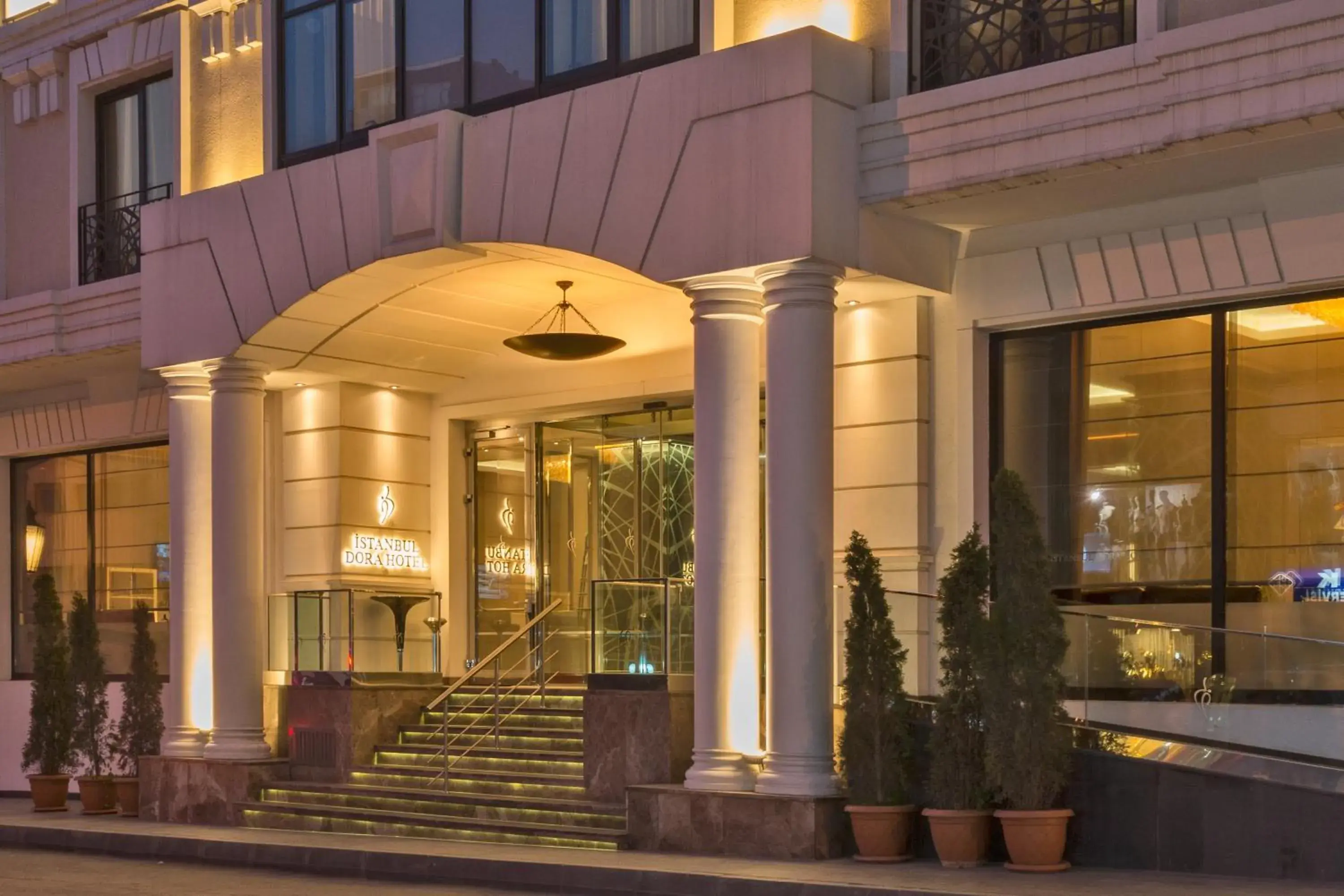Facade/entrance in Istanbul Dora Hotel