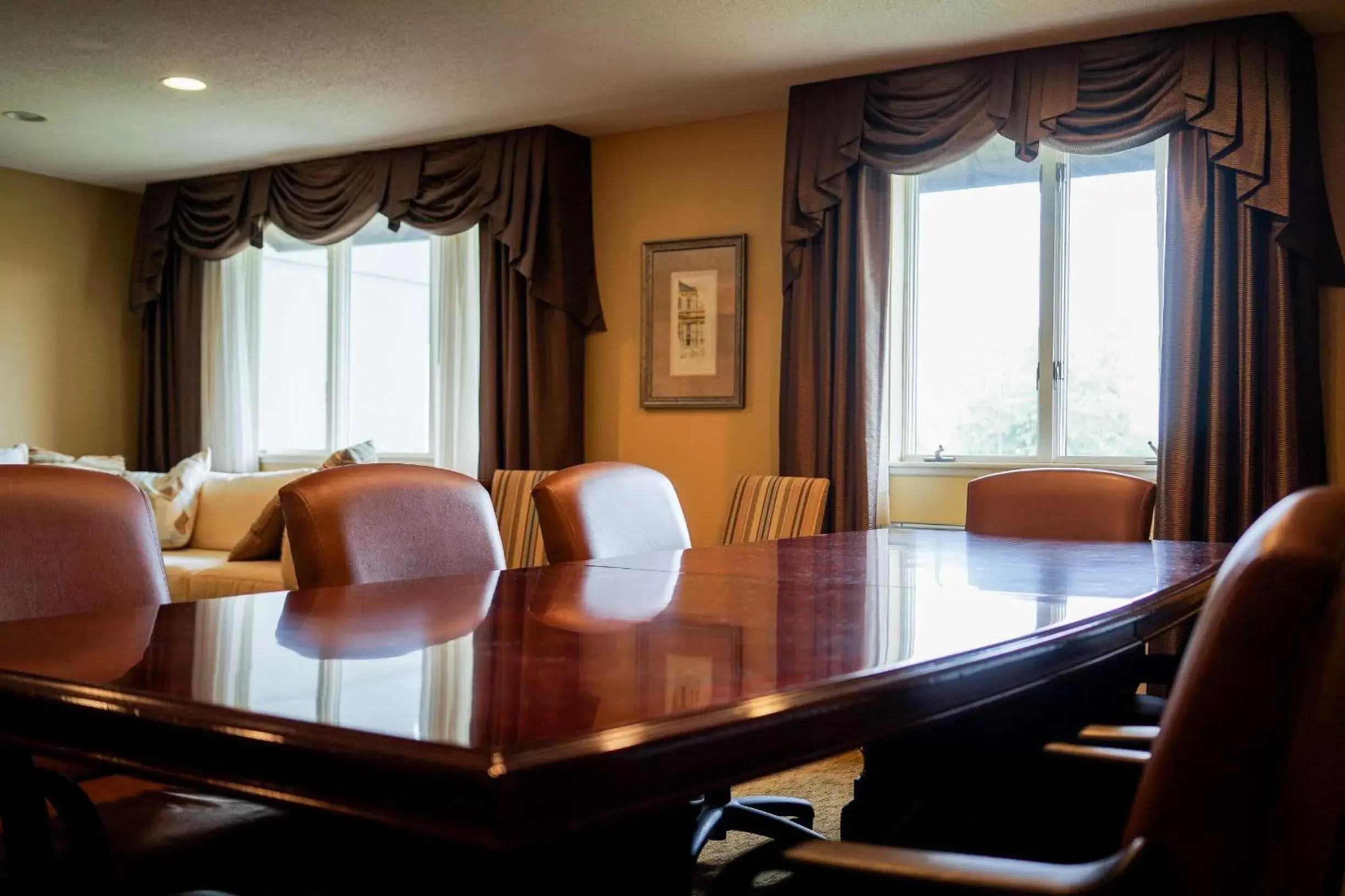 Meeting/conference room in Best Western Plus Dubuque Hotel and Conference Center