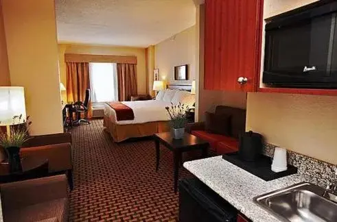 Photo of the whole room in Holiday Inn Express Orlando-Ocoee East, an IHG Hotel
