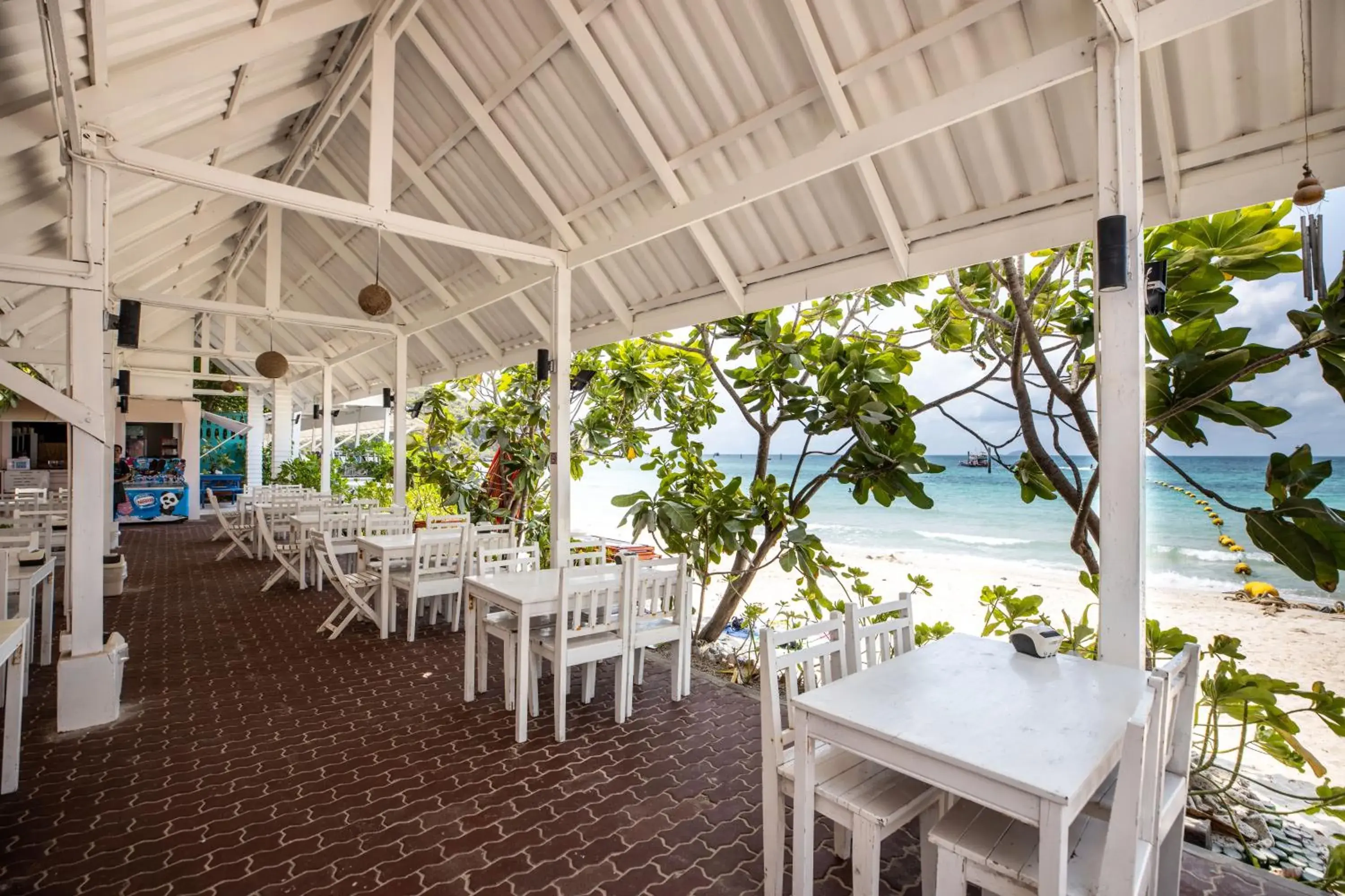 Restaurant/places to eat in Xanadu Beach Resort Restaurant/places to eat in Xanadu Beach Resort