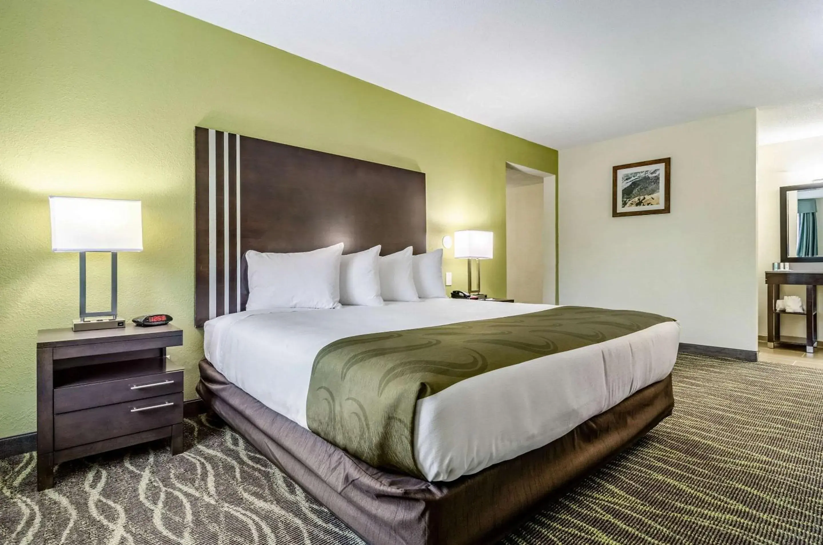 Photo of the whole room, Bed in Quality Inn & Suites Creedmor - Butner