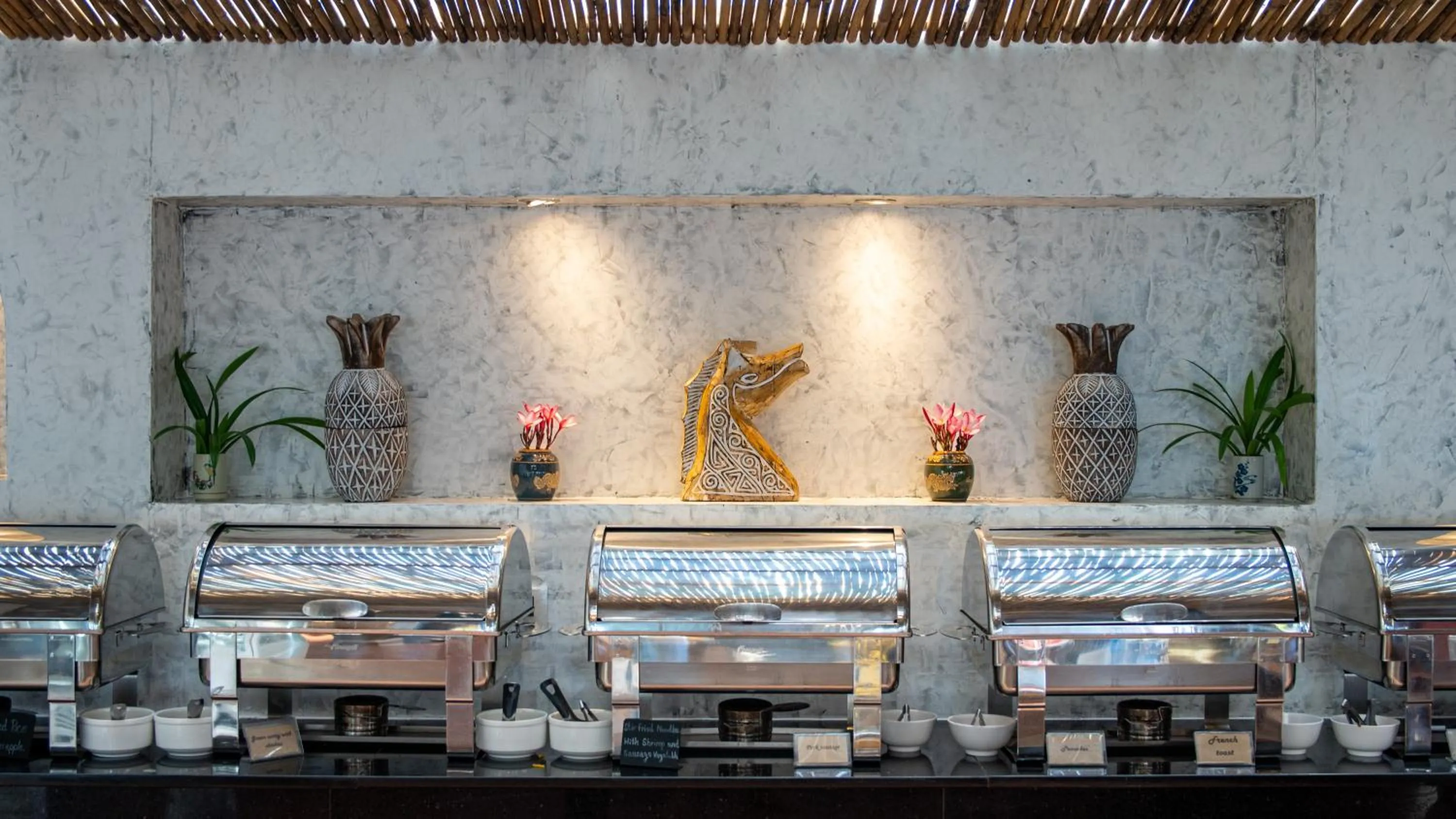 Breakfast in Long Beach Chalet - SHA Extra Plus