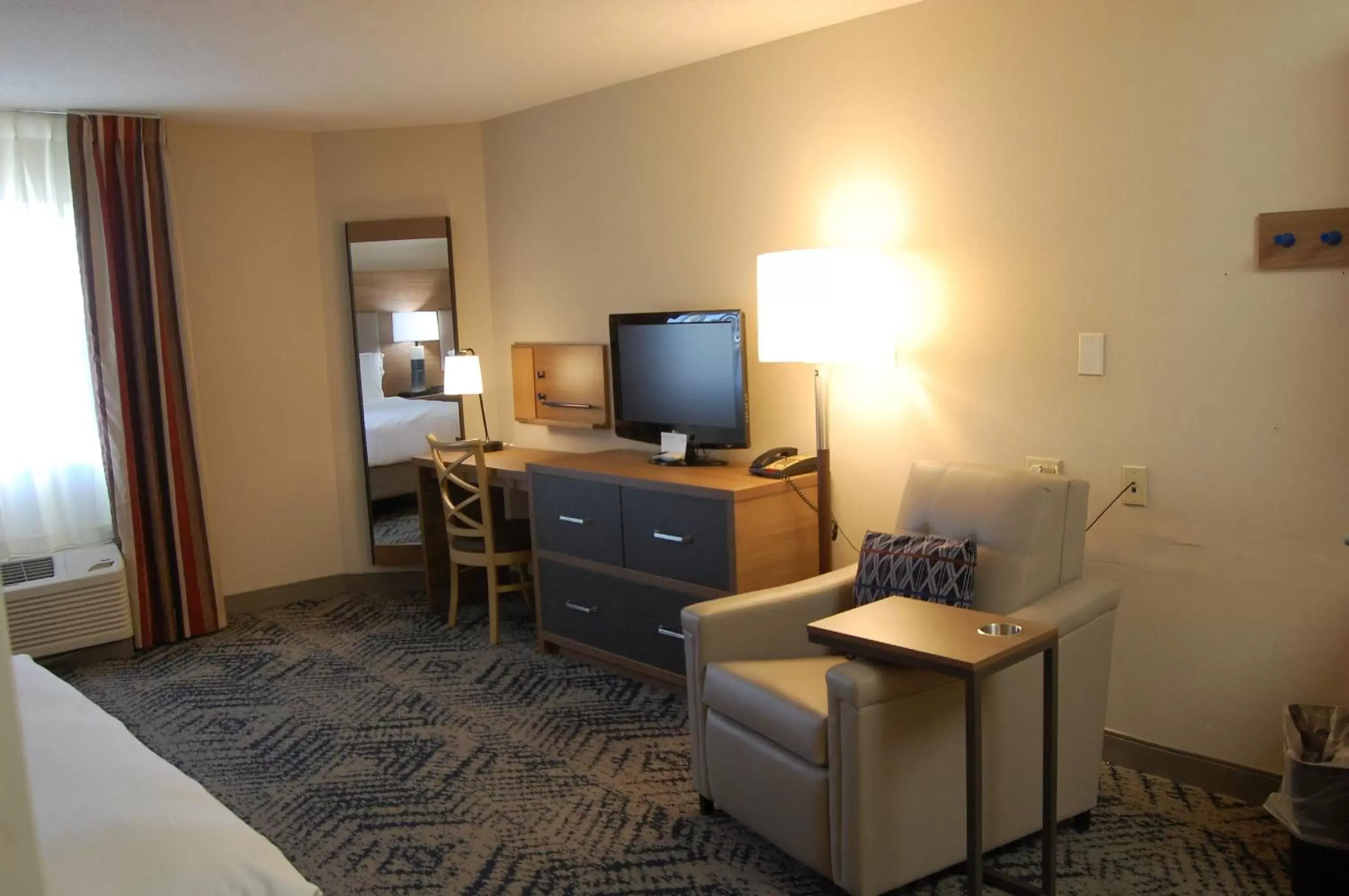 Photo of the whole room, TV/Entertainment Center in Candlewood Suites Harrisburg I-81 Hershey Area, an IHG Hotel