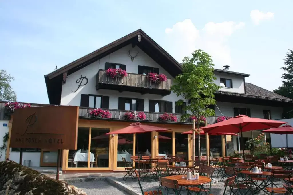 Property Building in Das Posch Hotel