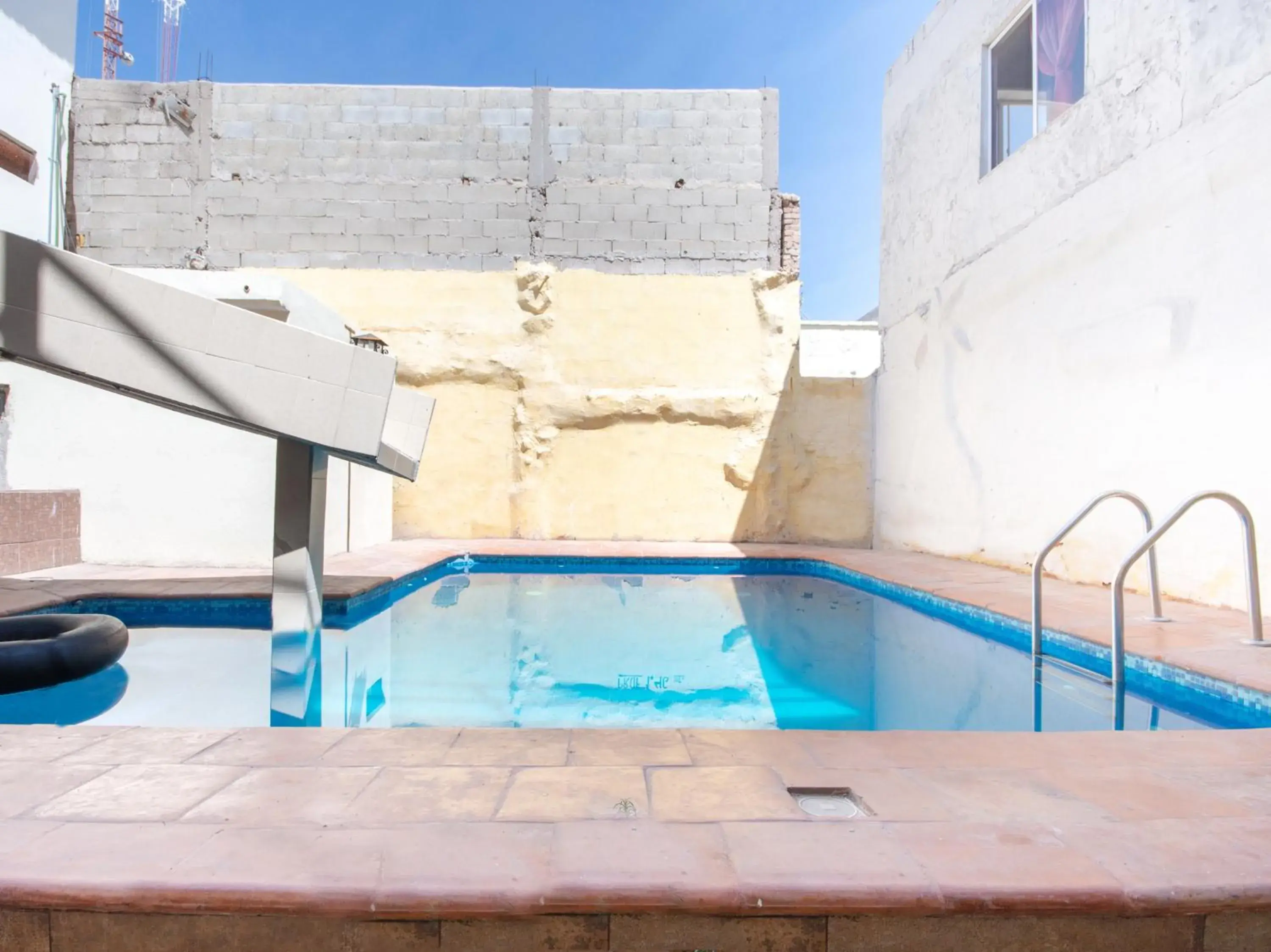 Swimming Pool in HOTELES CATEDRAL Torreón