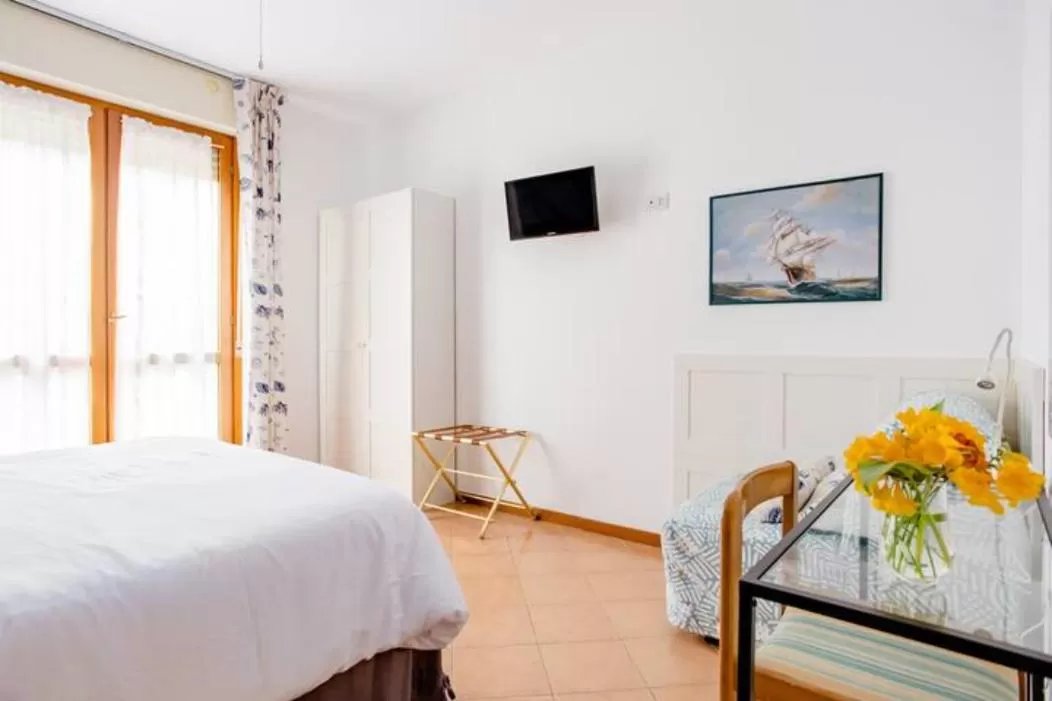 TV/Entertainment Center in B&B Le Palme