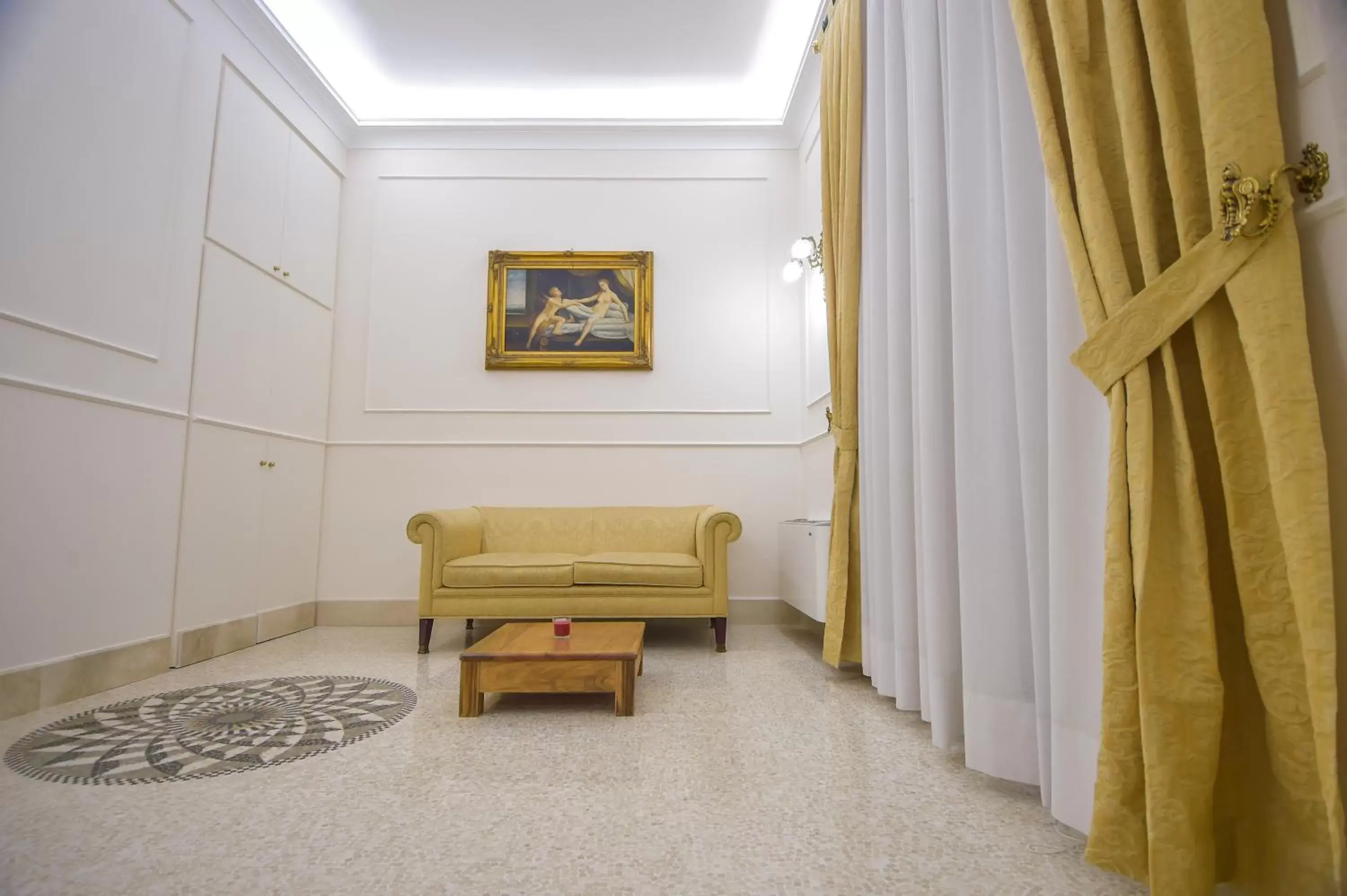 Communal lounge/ TV room, Seating Area in Palazzo Liguori