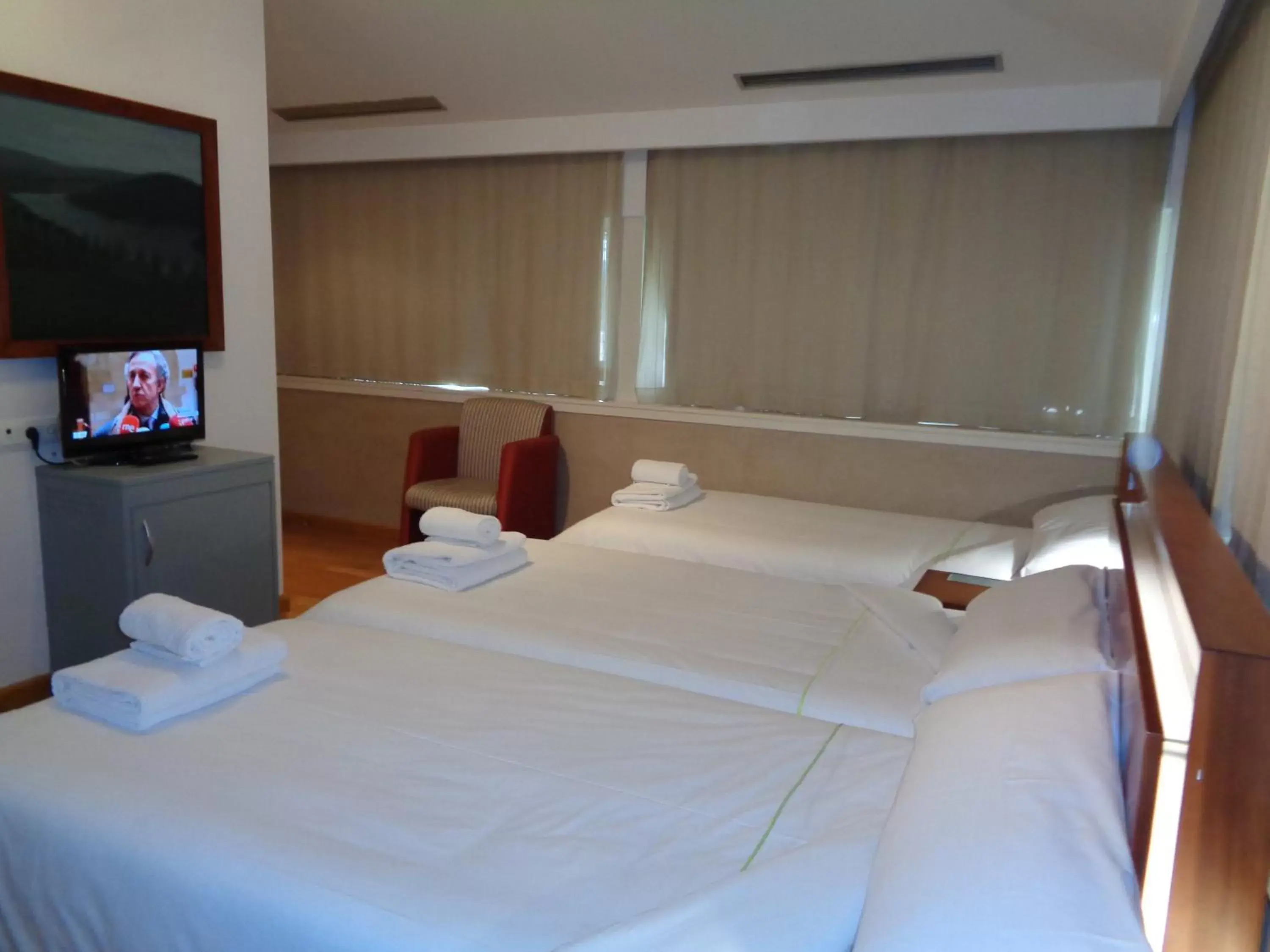 TV and multimedia, Bed in Hotel Villa De Betanzos