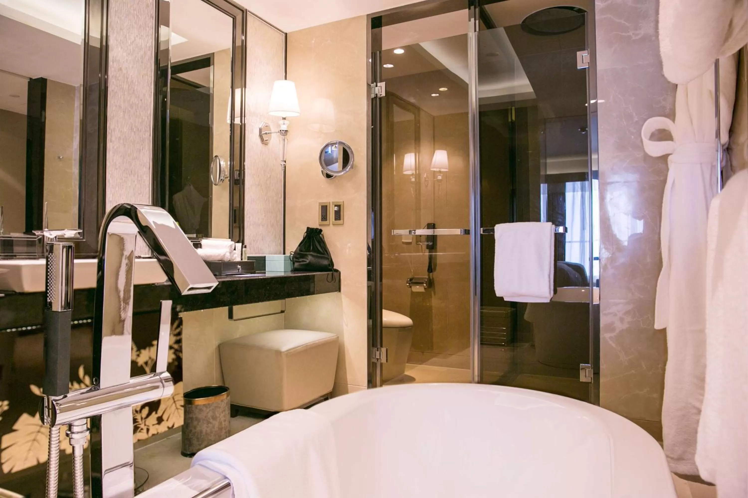 Bathroom in Hilton Haikou