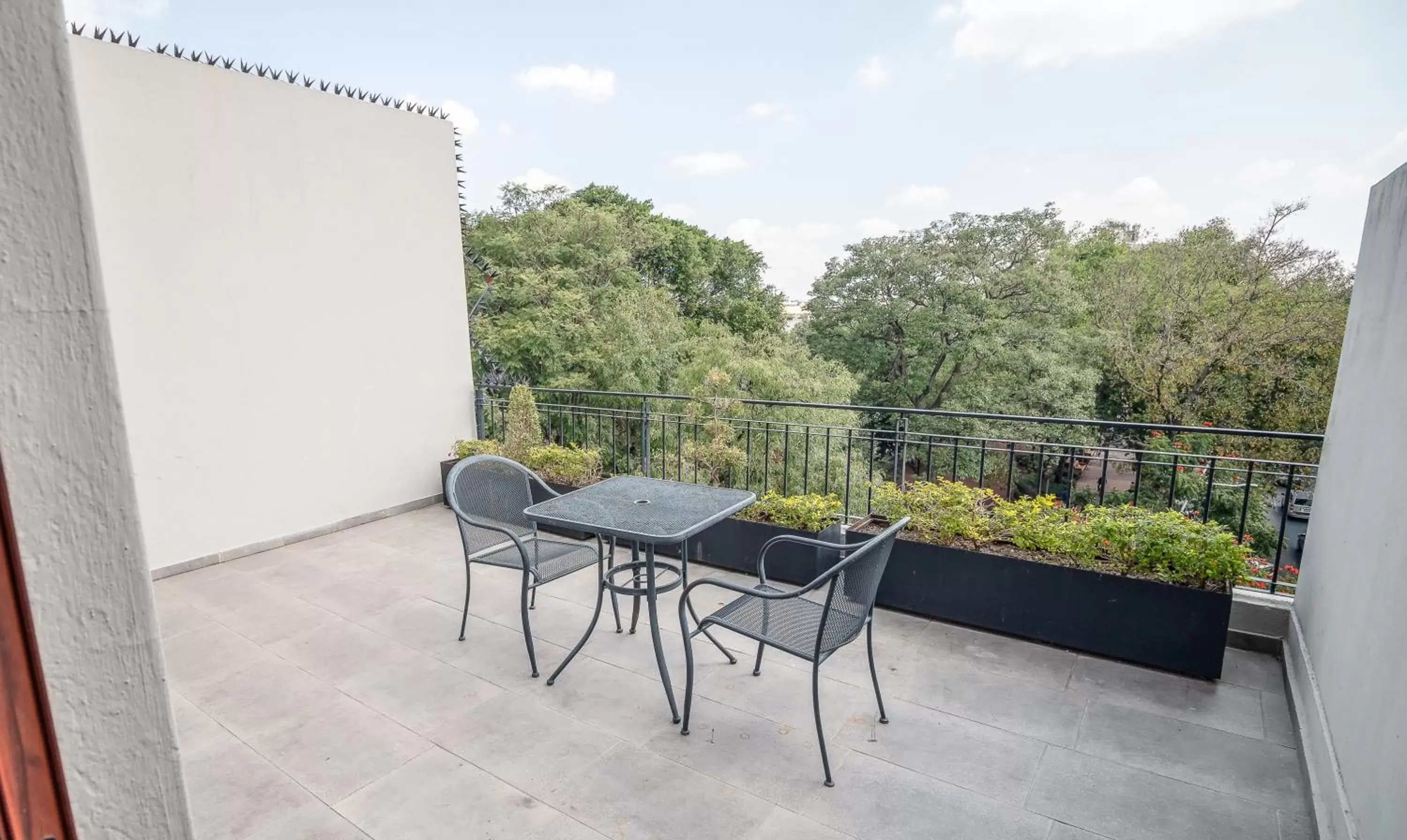 Balcony/Terrace in Six Hotel Guadalajara Expiatorio