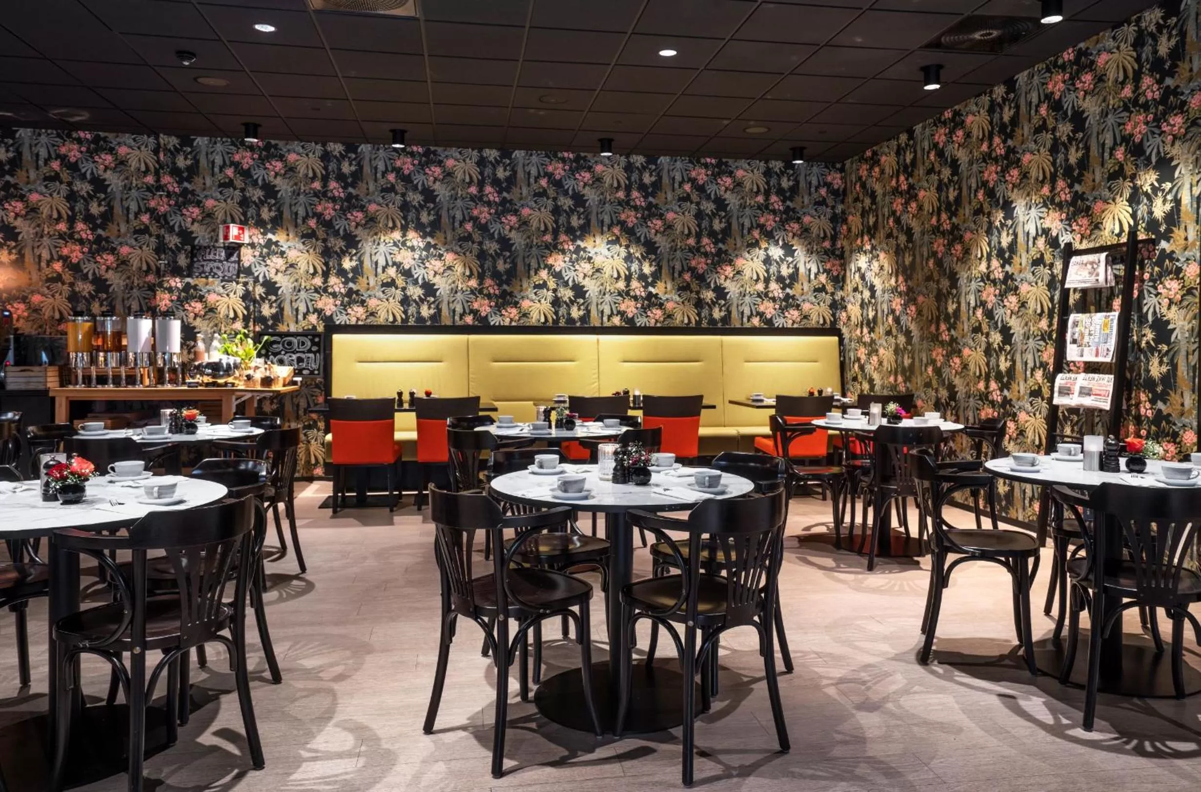 Restaurant/places to eat in Thon Hotel Alta