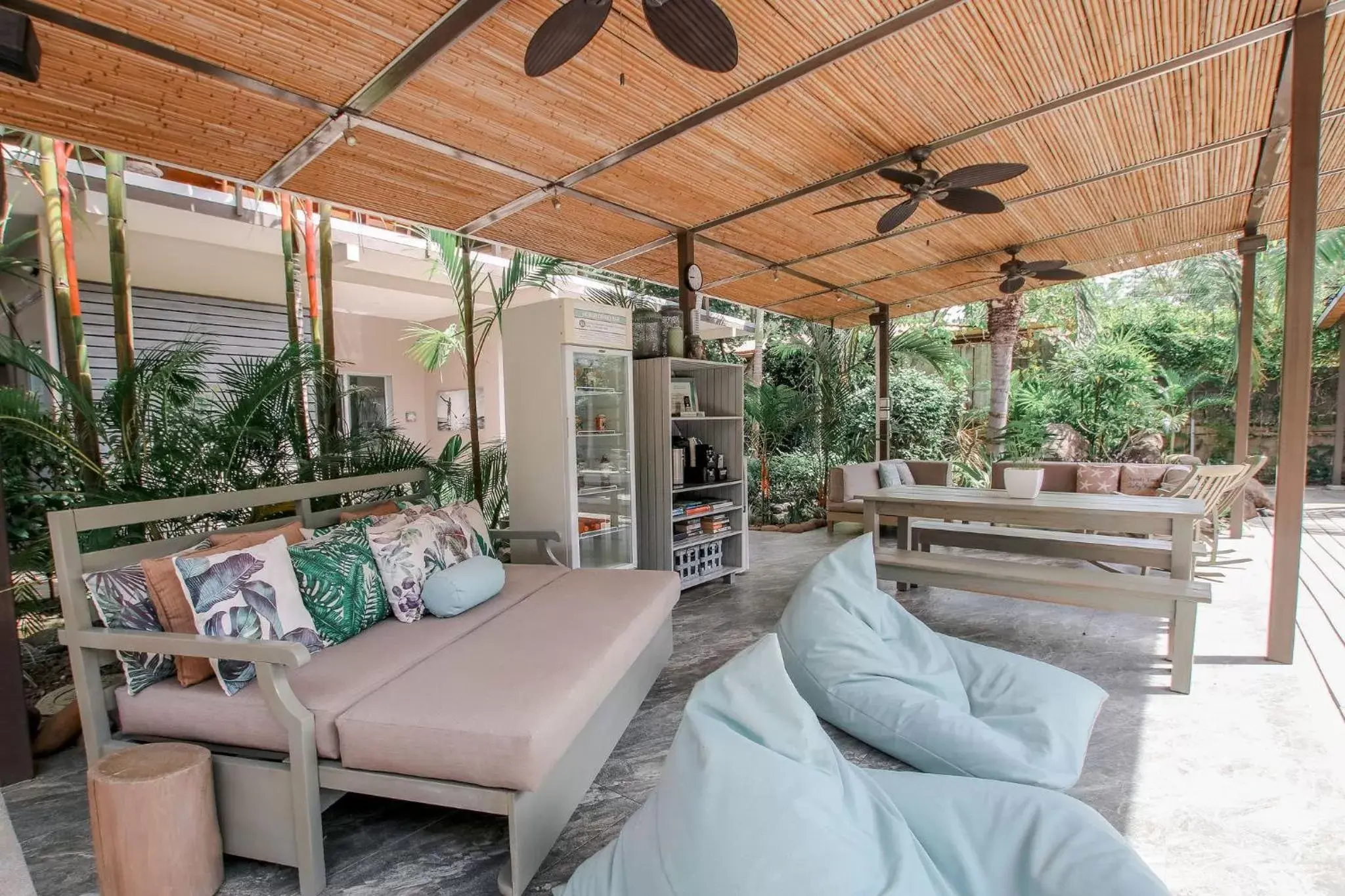 Lounge or bar, Seating Area in Tamarindo Bay Boutique Hotel - Adults Only