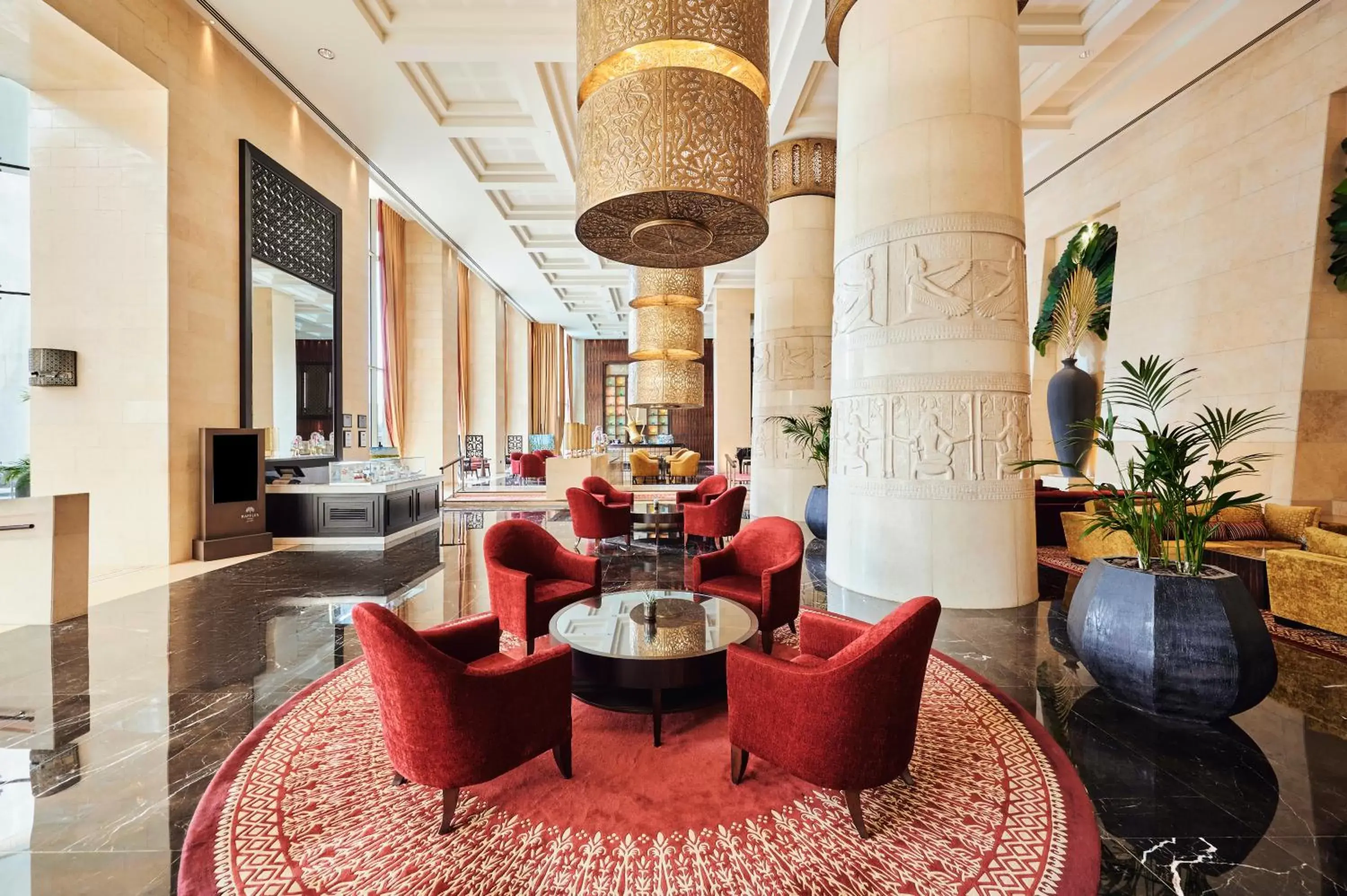 Lounge or bar, Lounge/Bar in Raffles Dubai