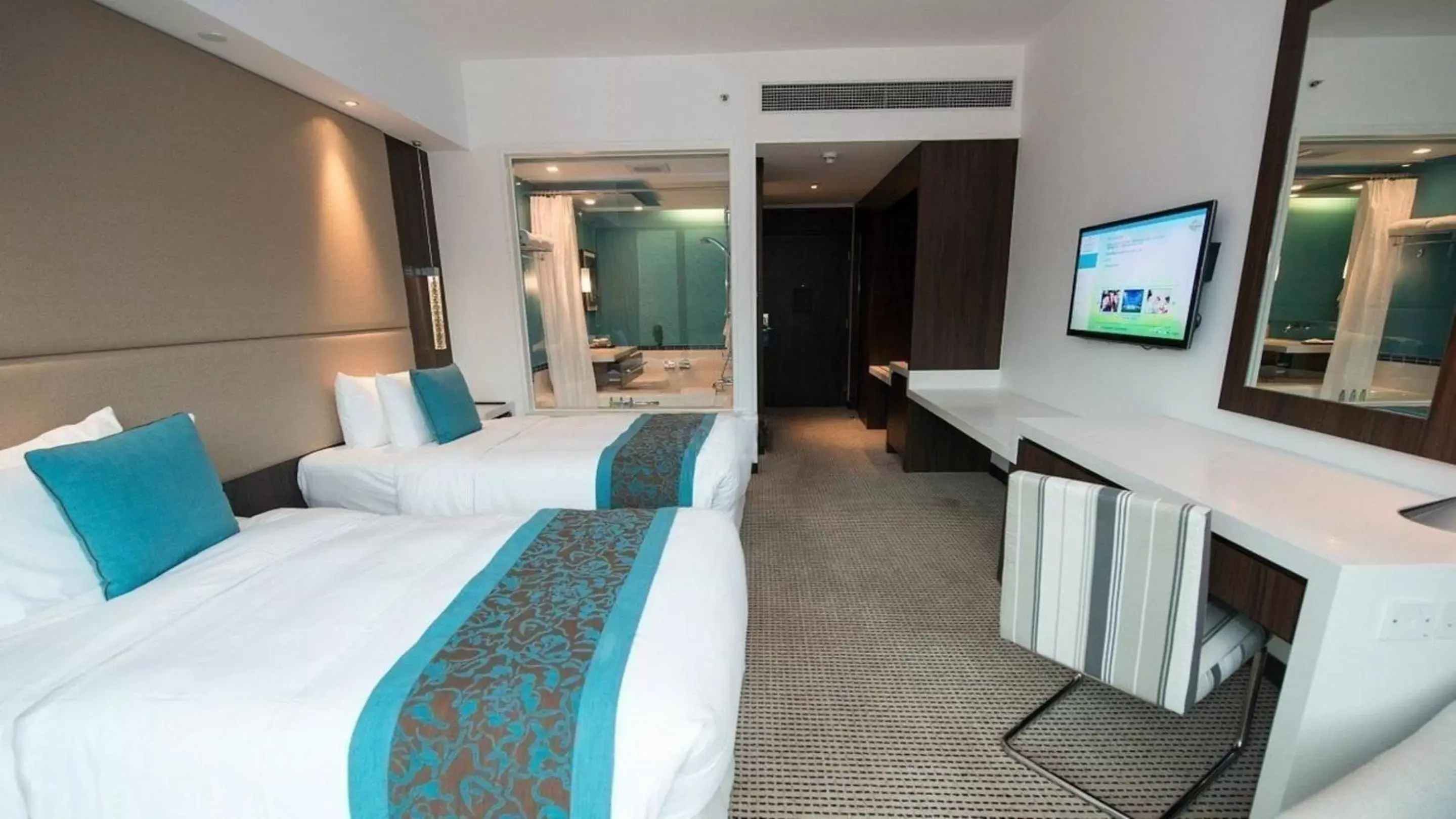 Double or Twin Room with Mountain View in Auberge Discovery Bay Hong Kong