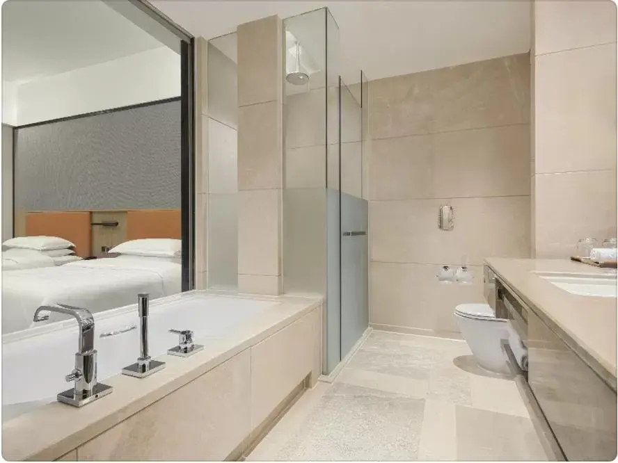 Toilet, Bathroom in Sheraton Guangzhou Hotel