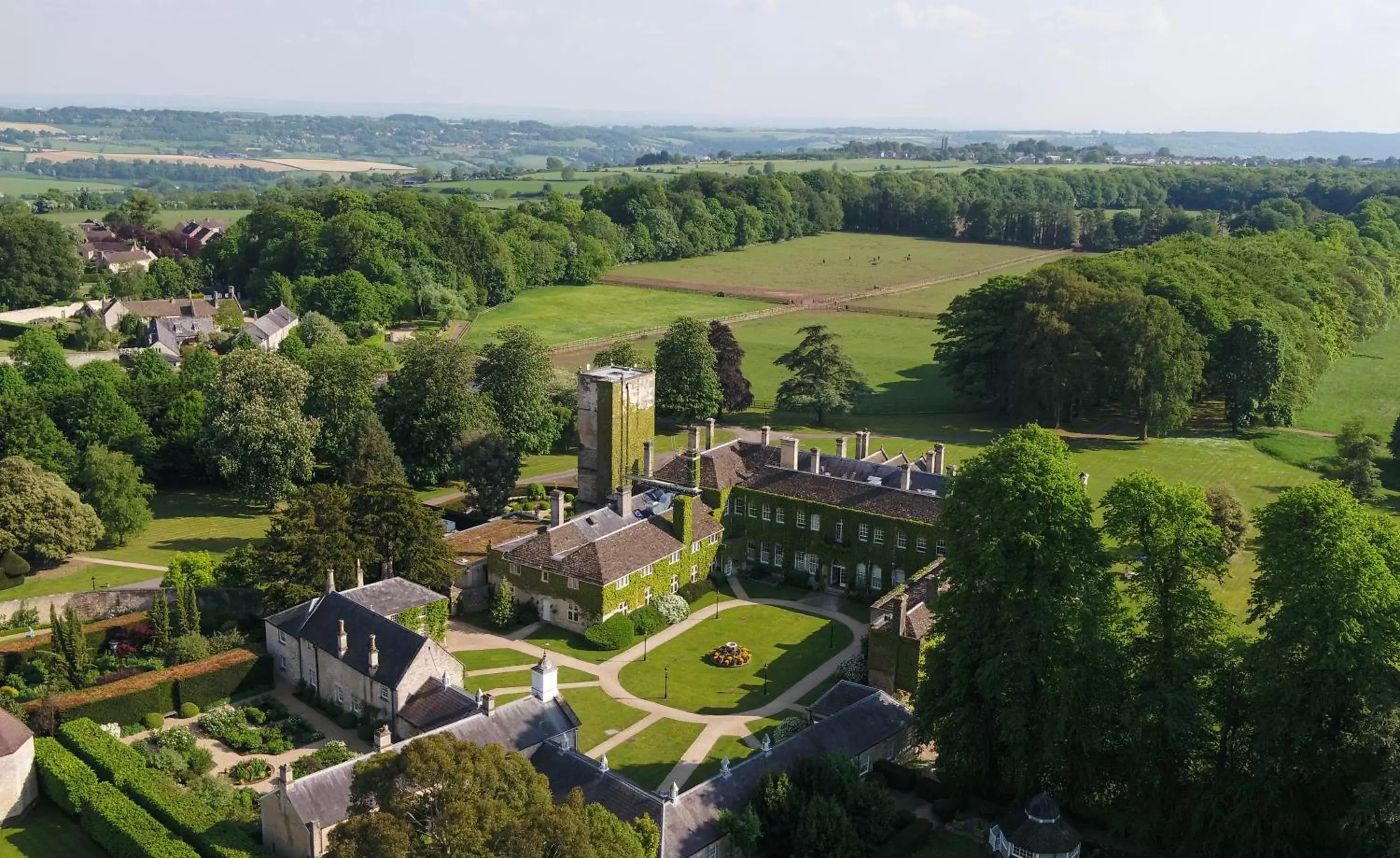 Bird's eye view, Bird's-eye View in Lucknam Park Hotel