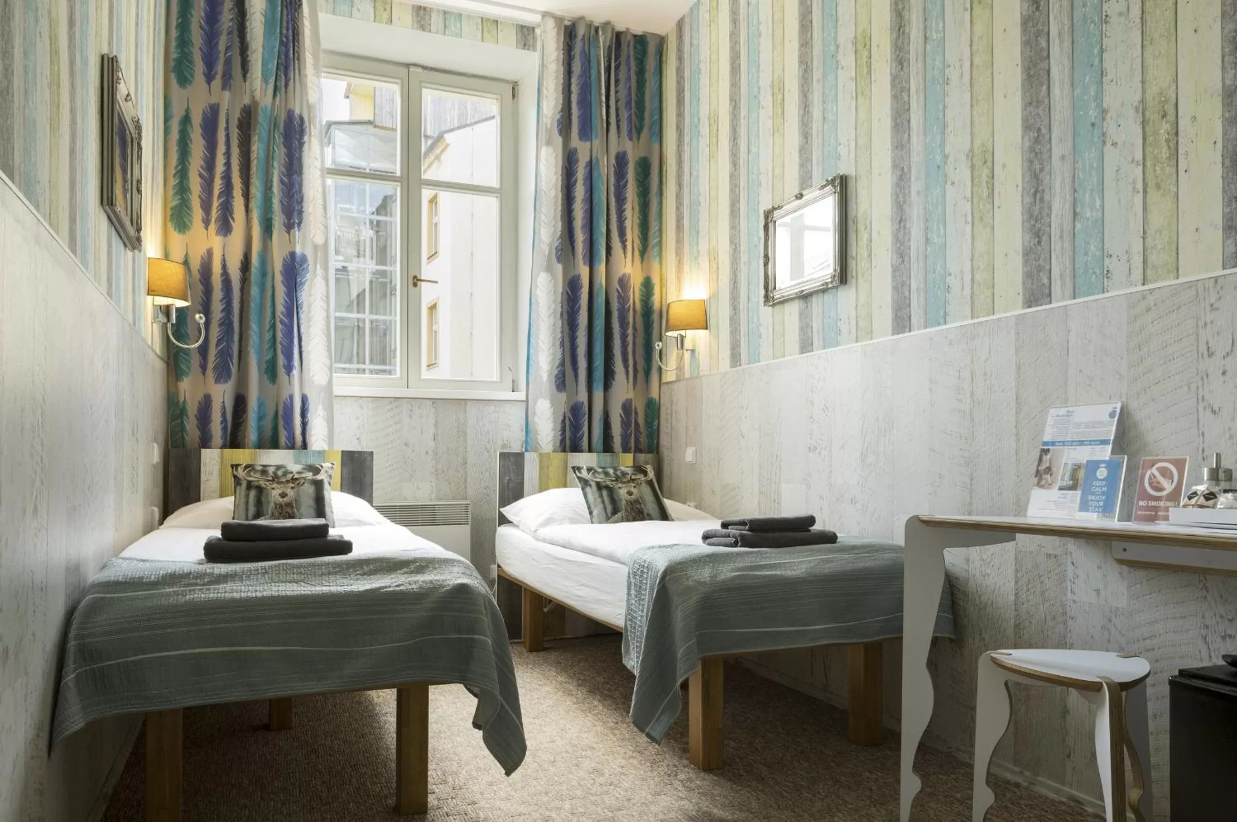 Bedroom, Bed in Royal Court Hotel