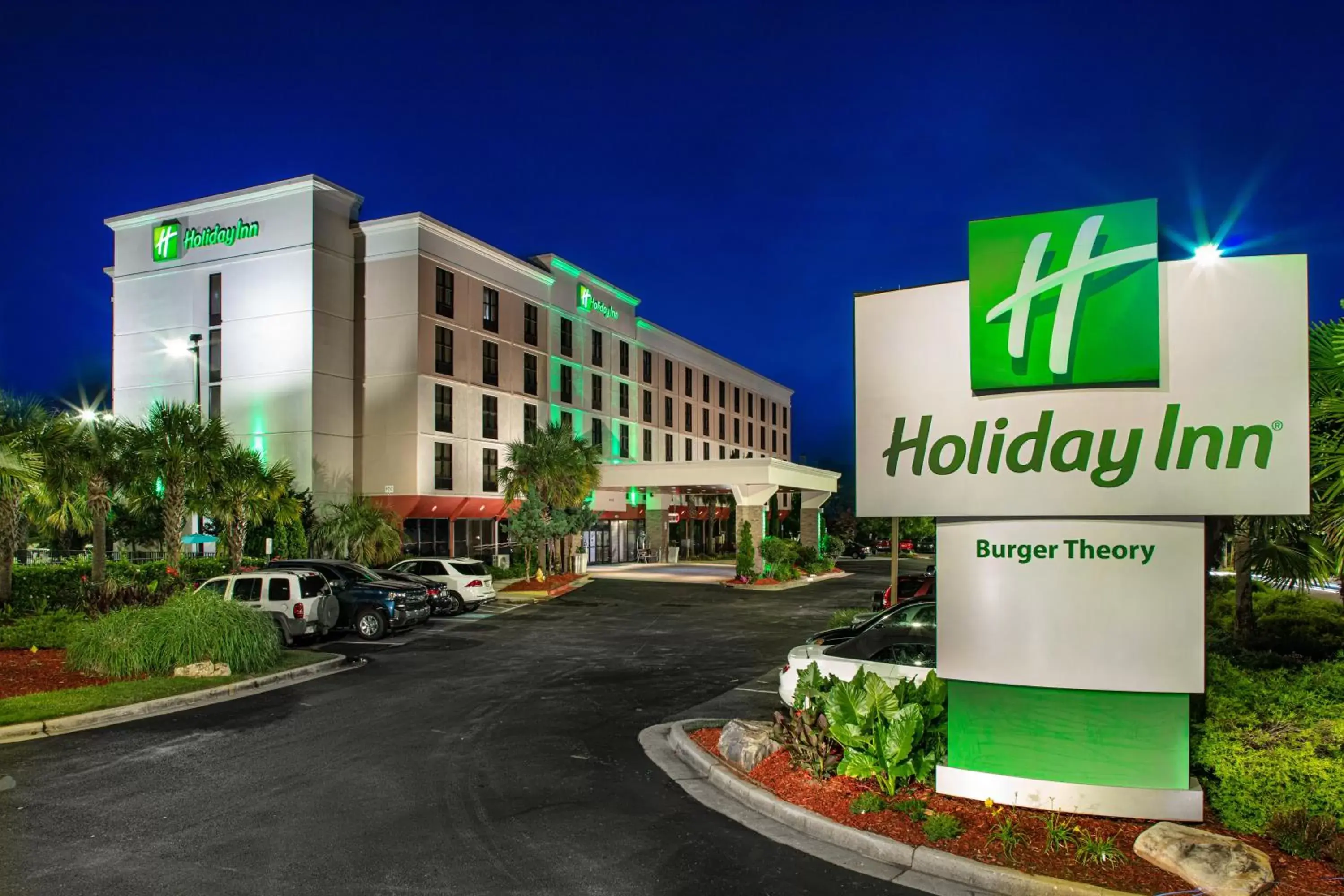 Property Building in Holiday Inn Hotel Atlanta-Northlake, a Full Service Hotel