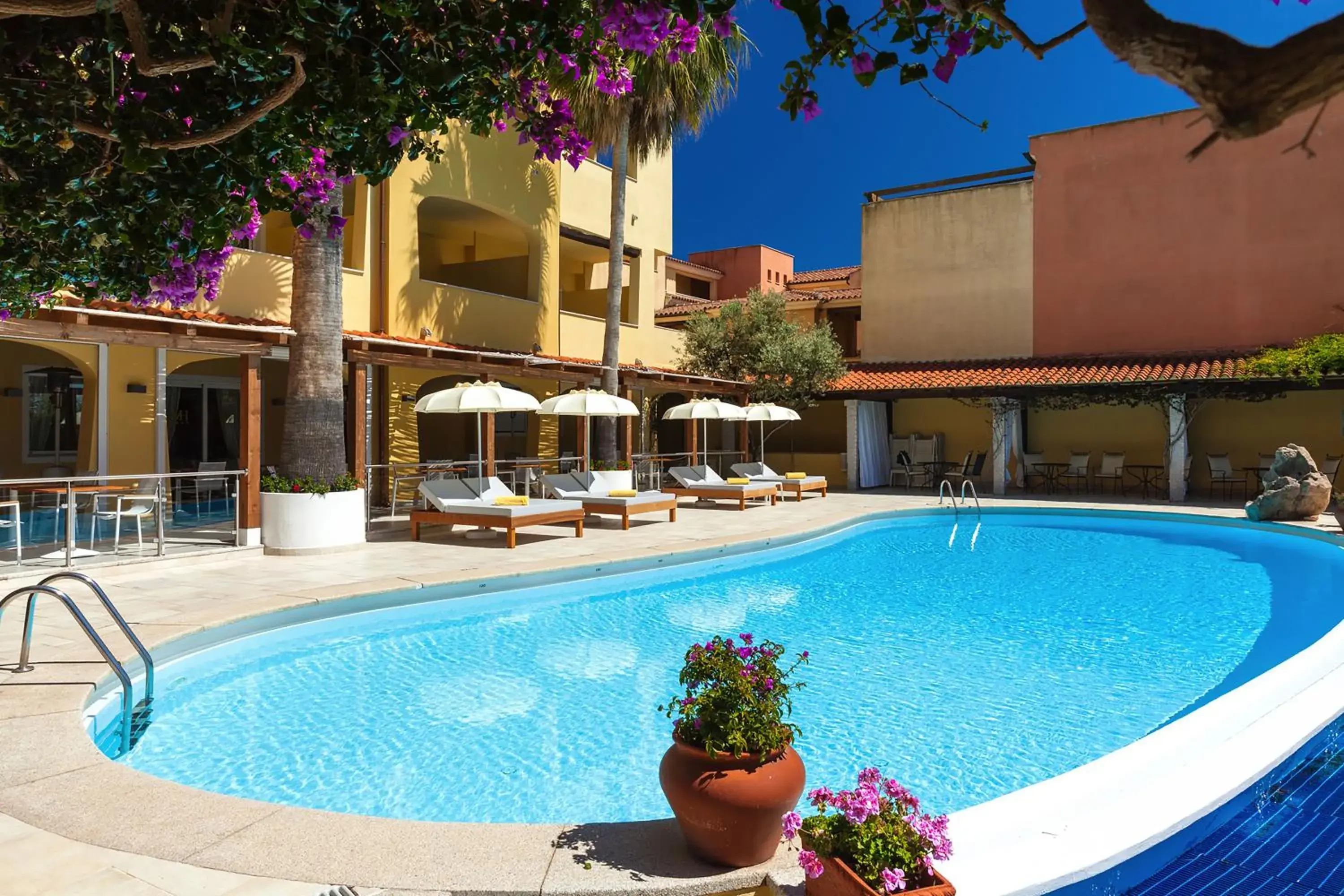 Swimming Pool in Hotel Villa Margherita