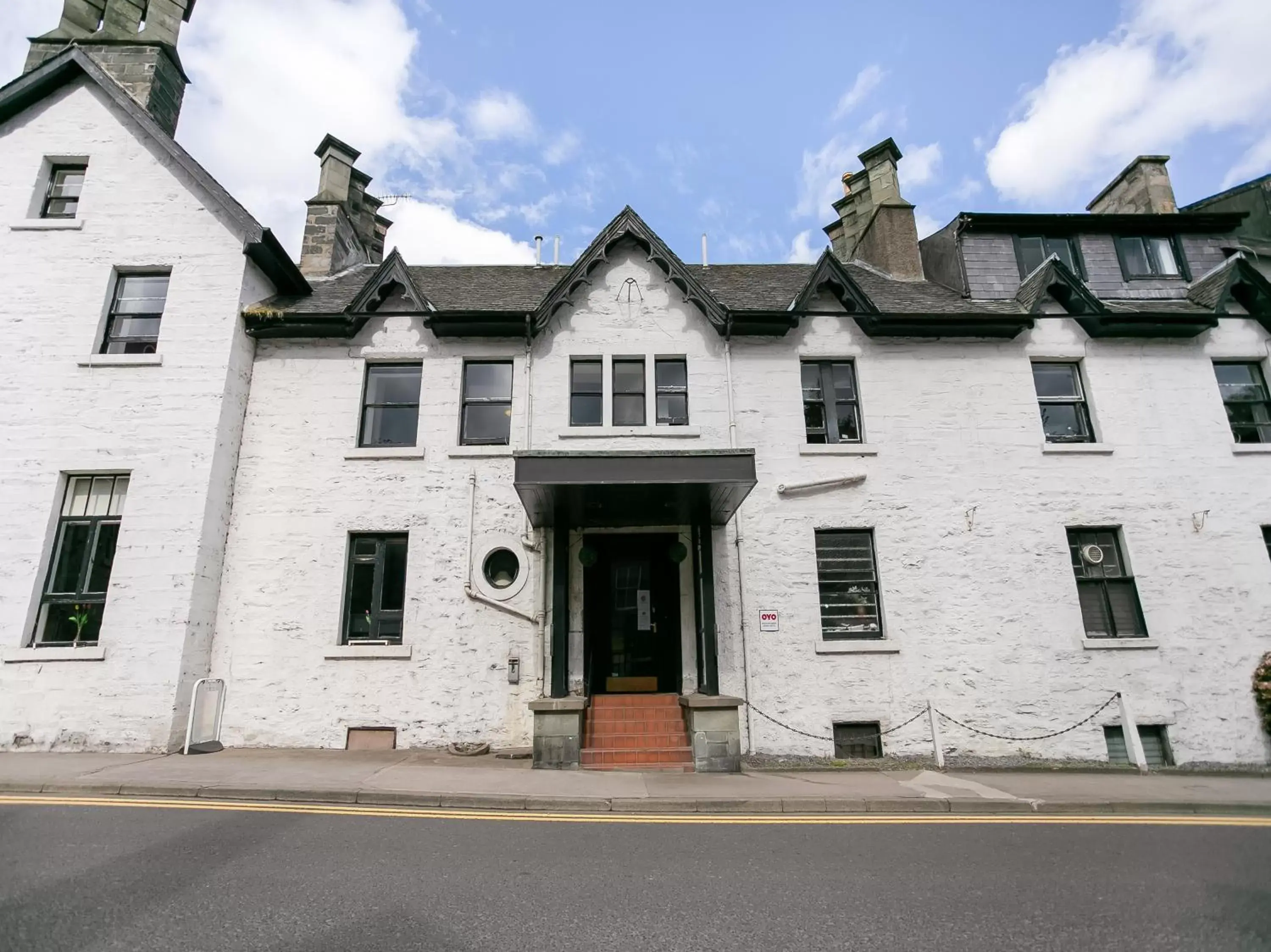 Facade/entrance, Property Building in The Breadalbane Arms Room Only Hotel